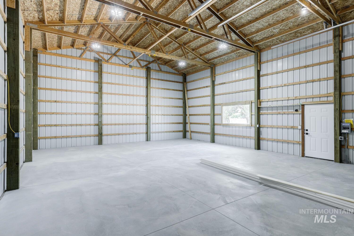 4695 County Line Rd Property Photo 38