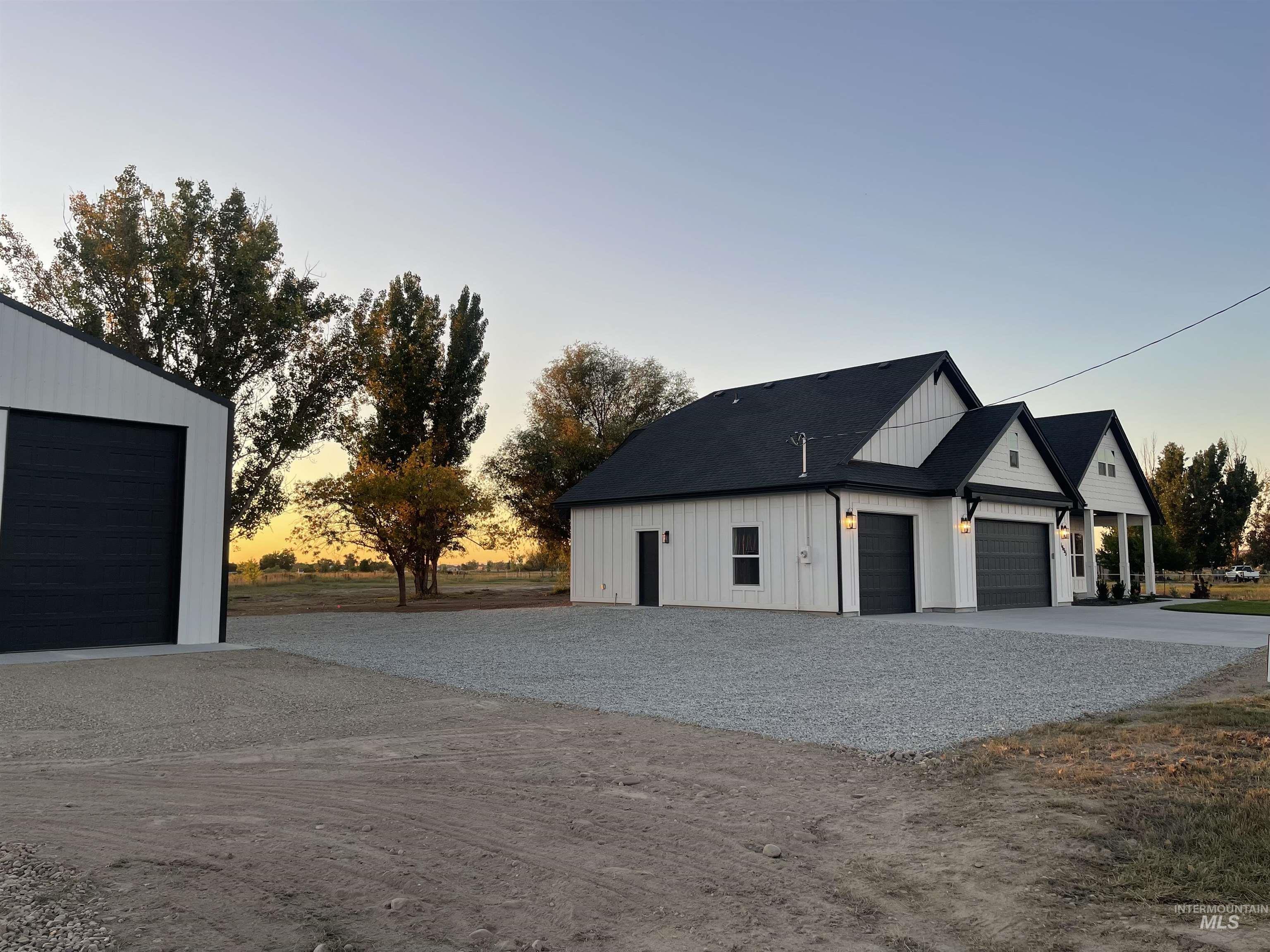 4695 County Line Rd Property Photo 41