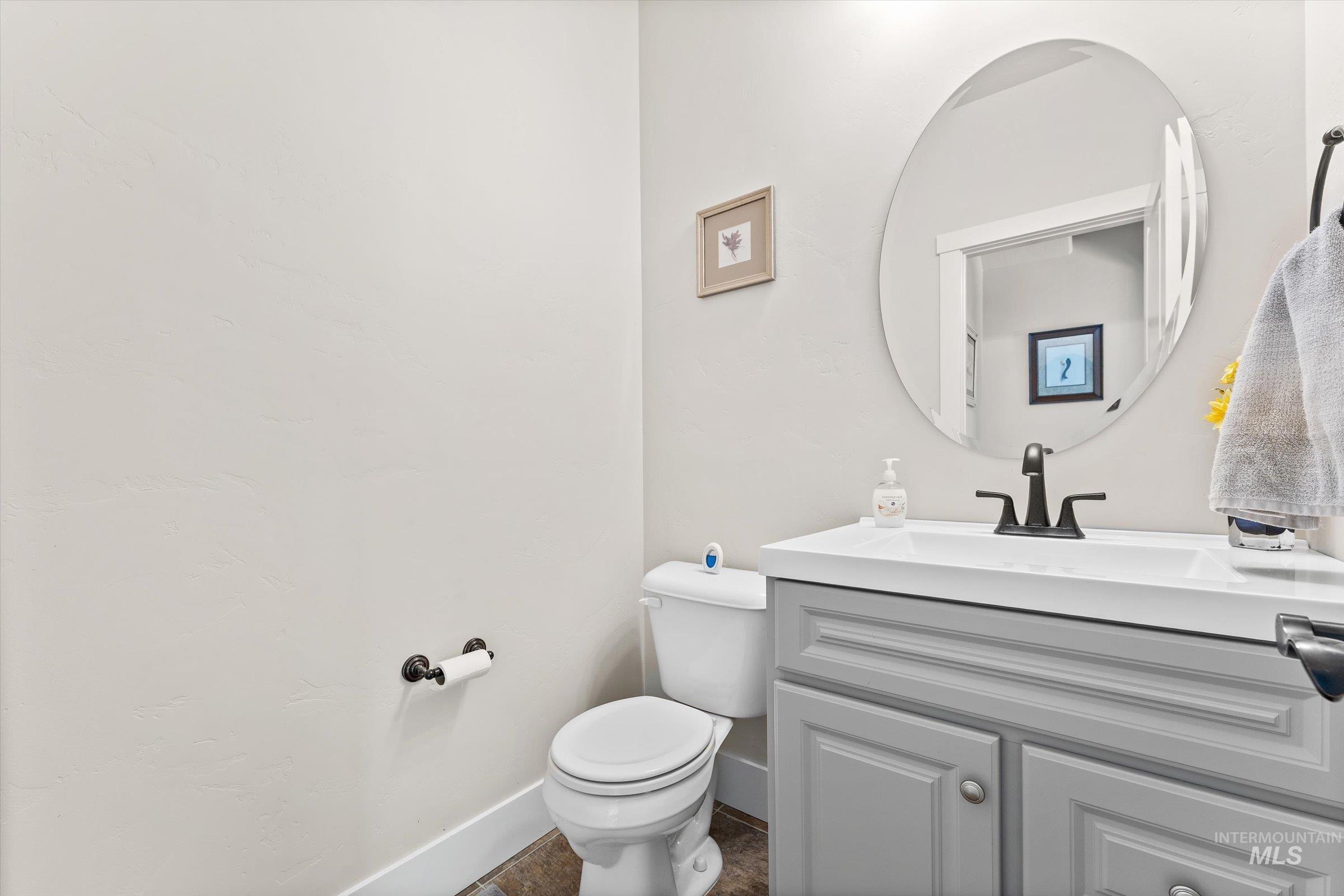 467 S Retort Ave Property Photo 14