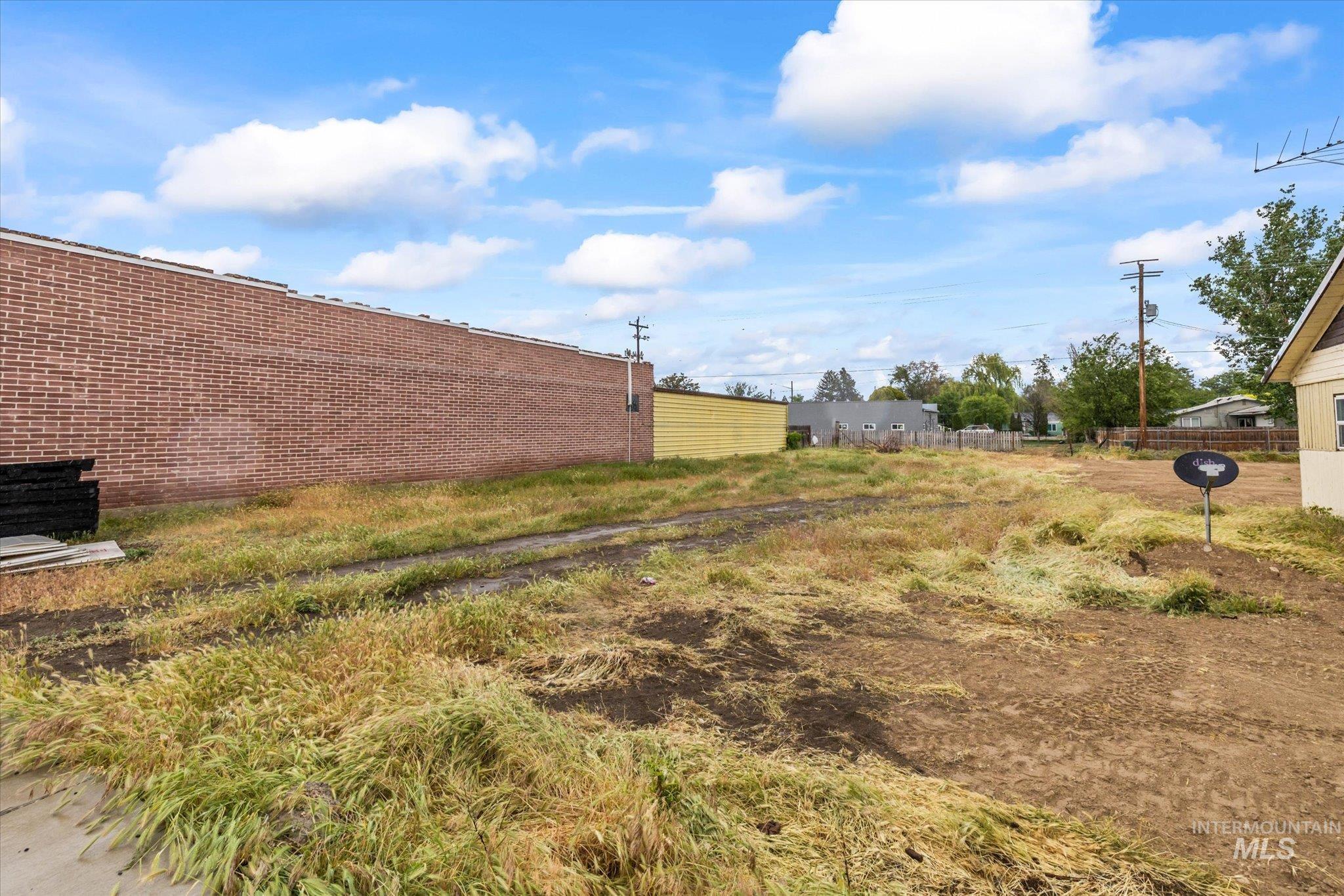 7 E Owyhee Ave Property Photo 3