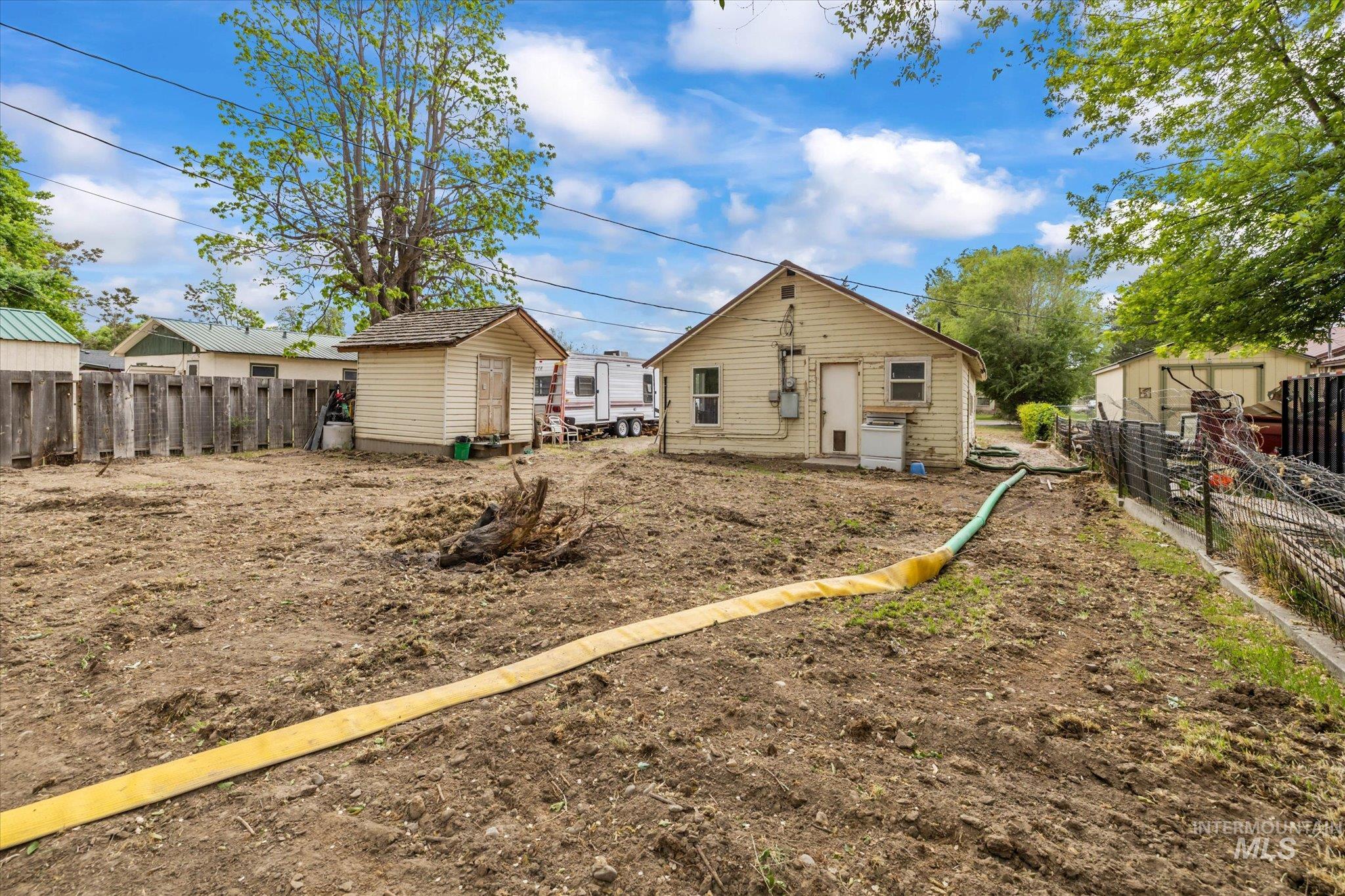 328 W Owyhee Ave Property Photo 6