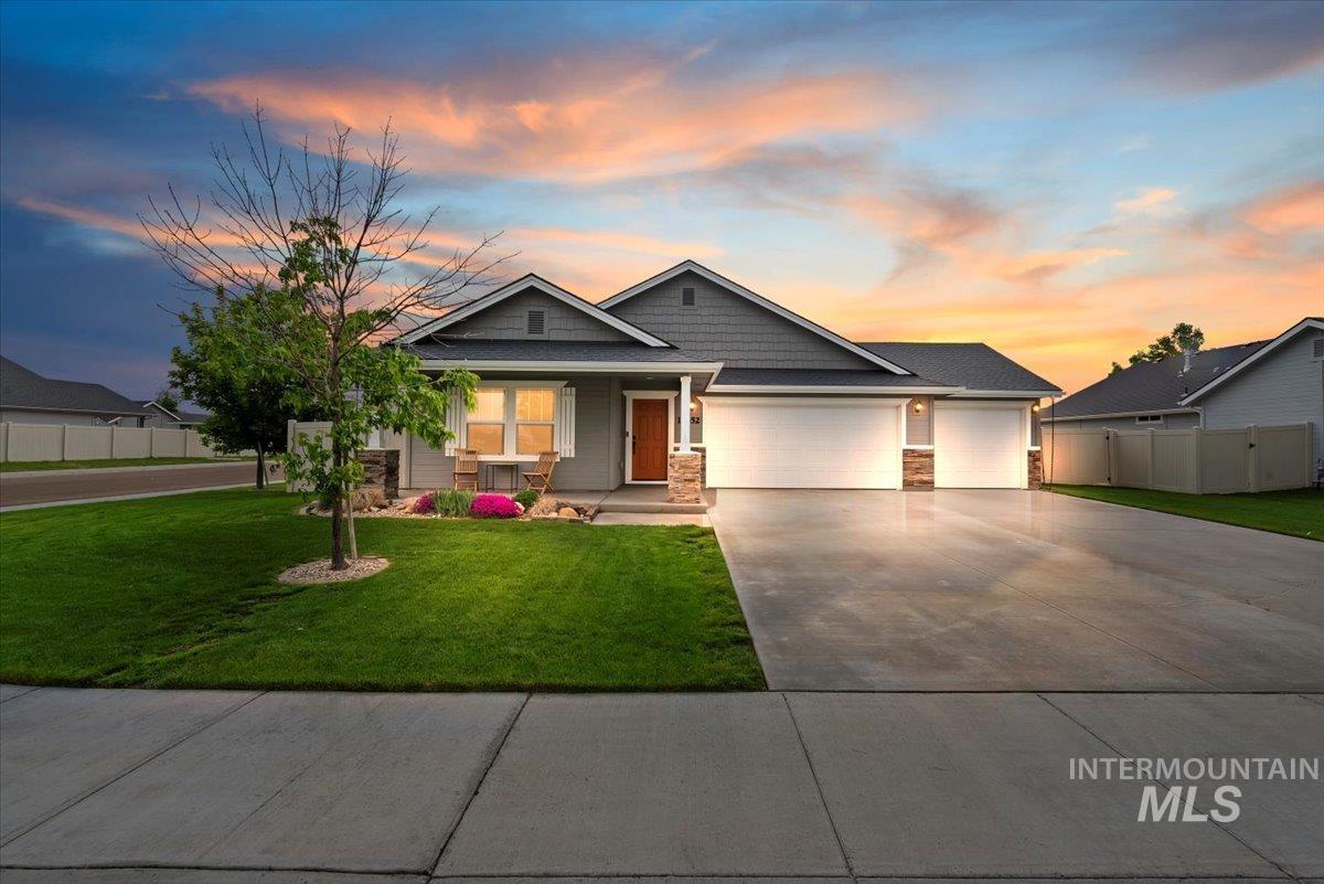15352 N Shiko Way Property Photo 1