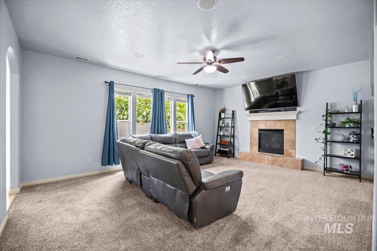 10955 Quail Cove Ct. Property Photo 12