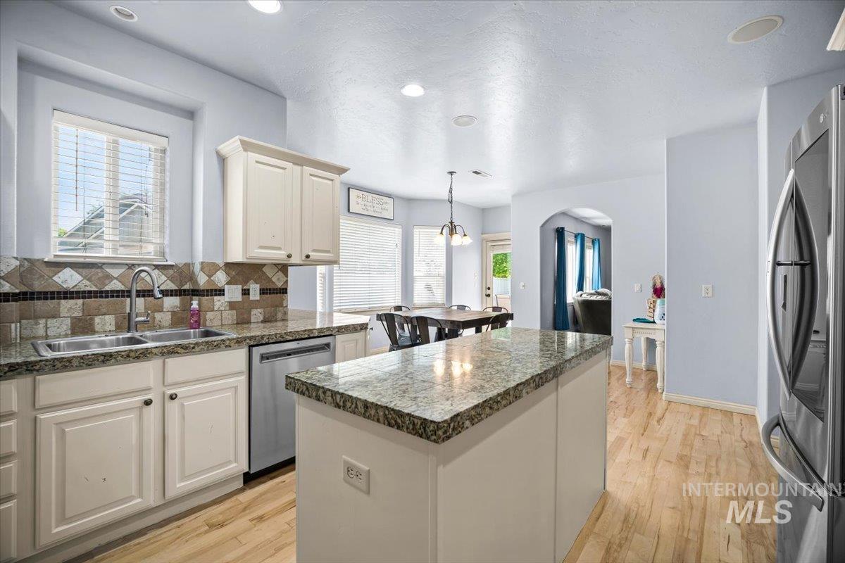 10955 Quail Cove Ct. Property Photo 17