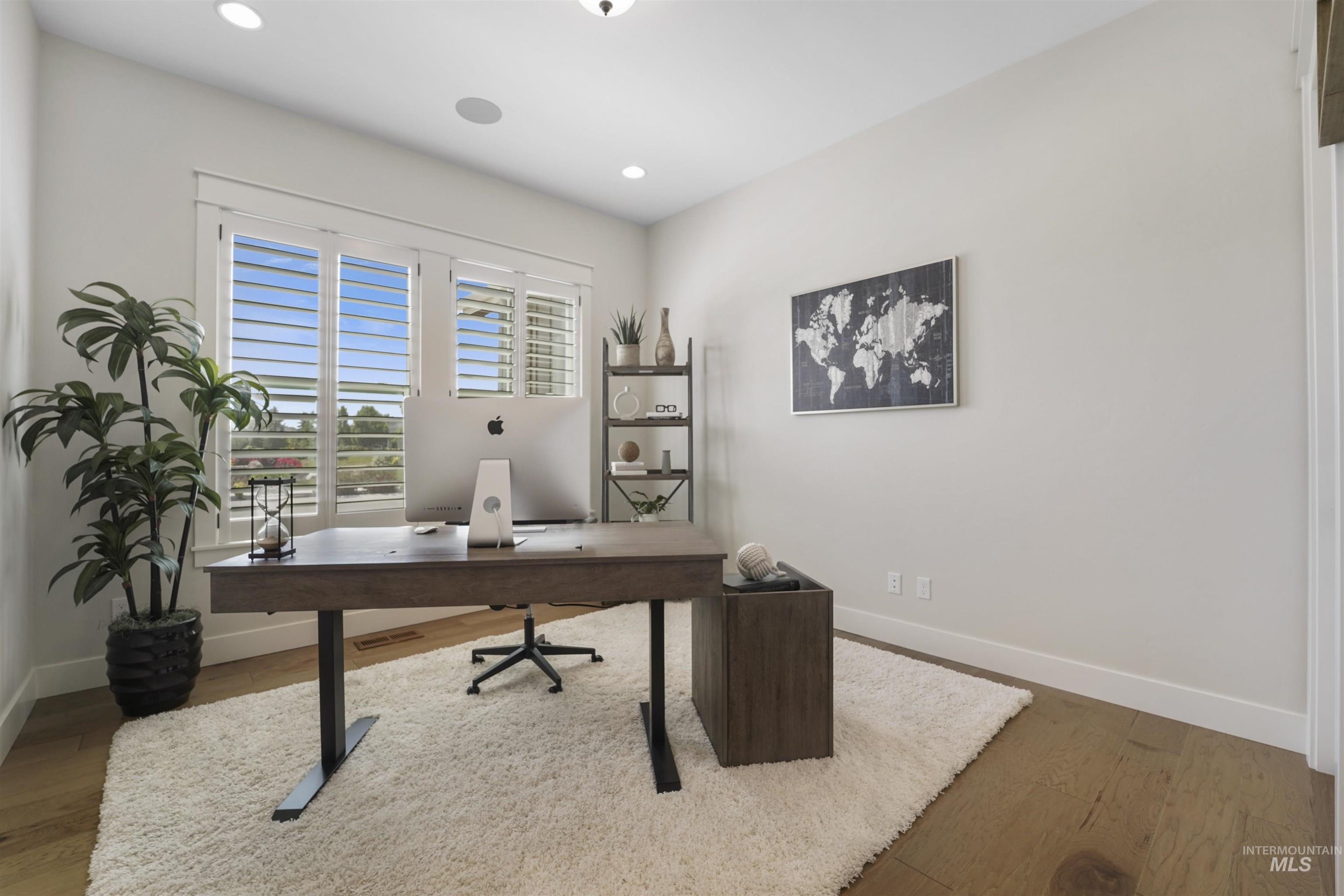6556 W Striker Dr Property Photo 18