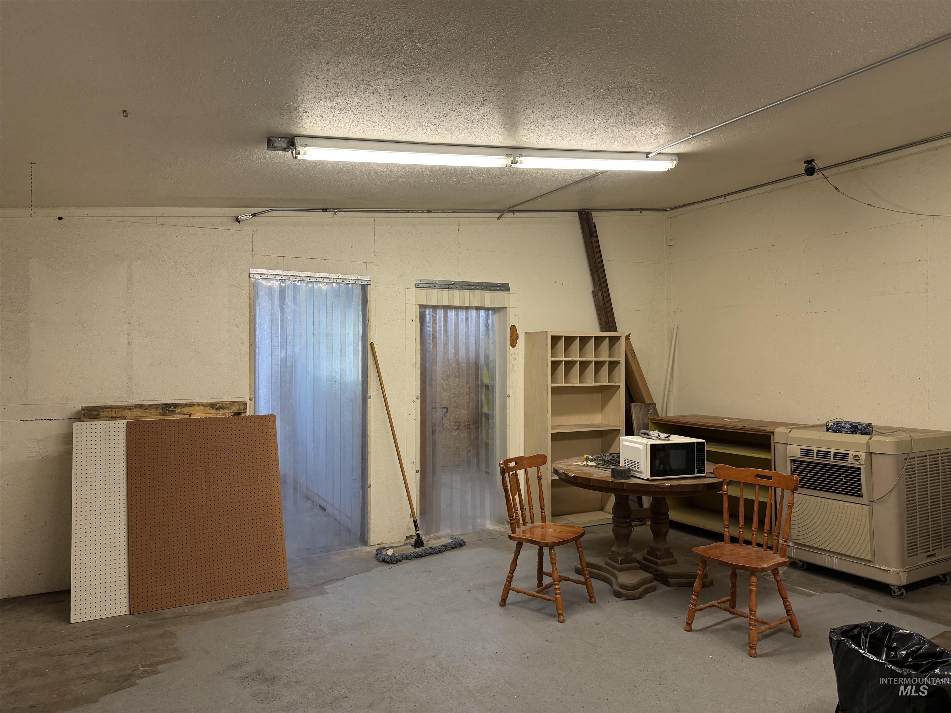 415 N Greenwood St Property Photo 15