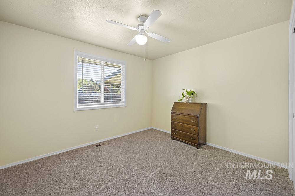 2189 W Rainfall St Property Photo 14