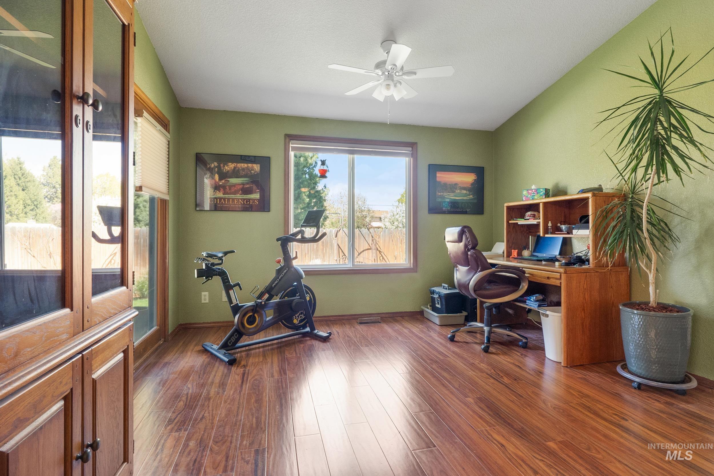 10490 W Wildrose Ct Property Photo 6