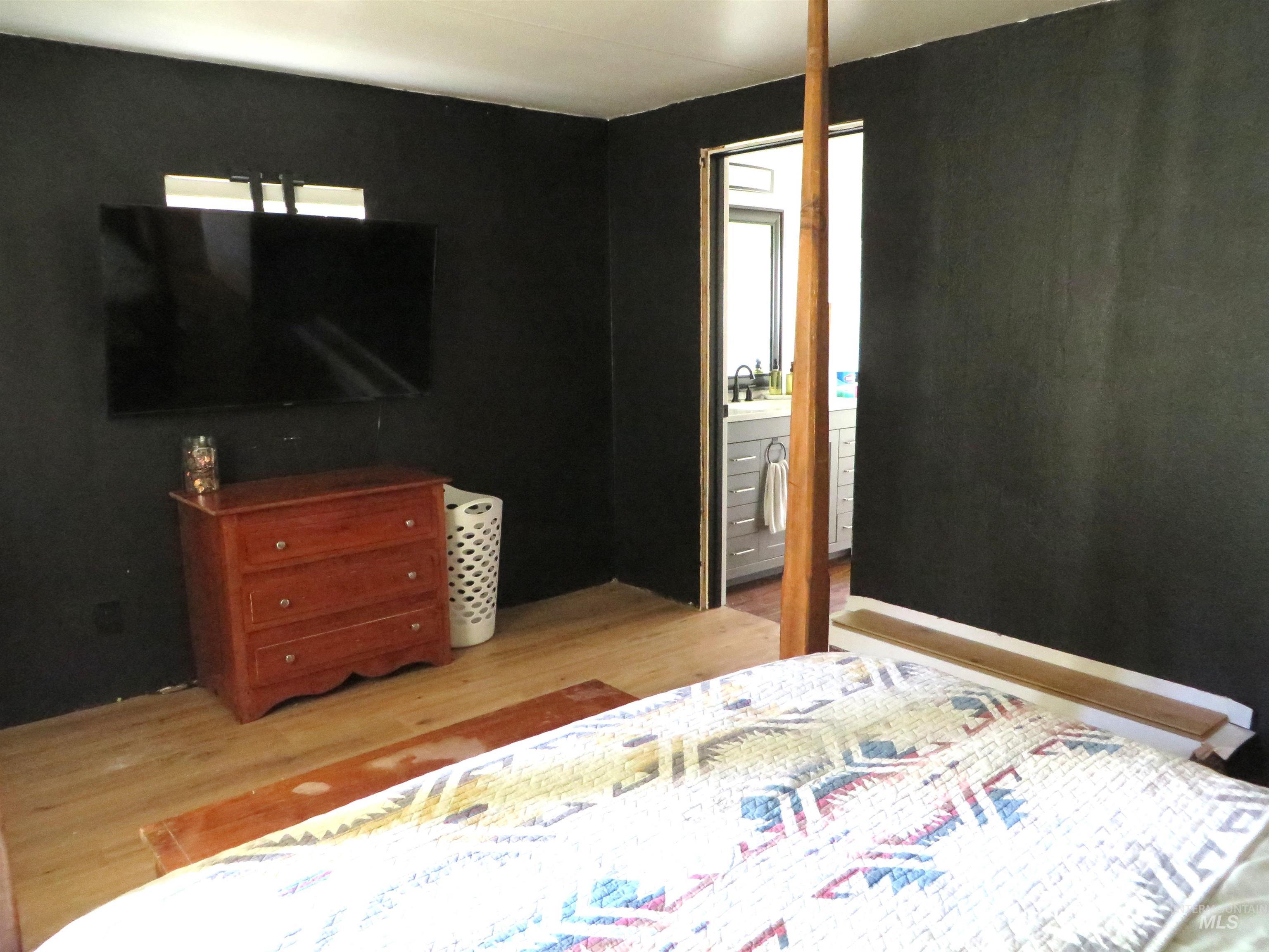 937 Indianhead Road Property Photo 14