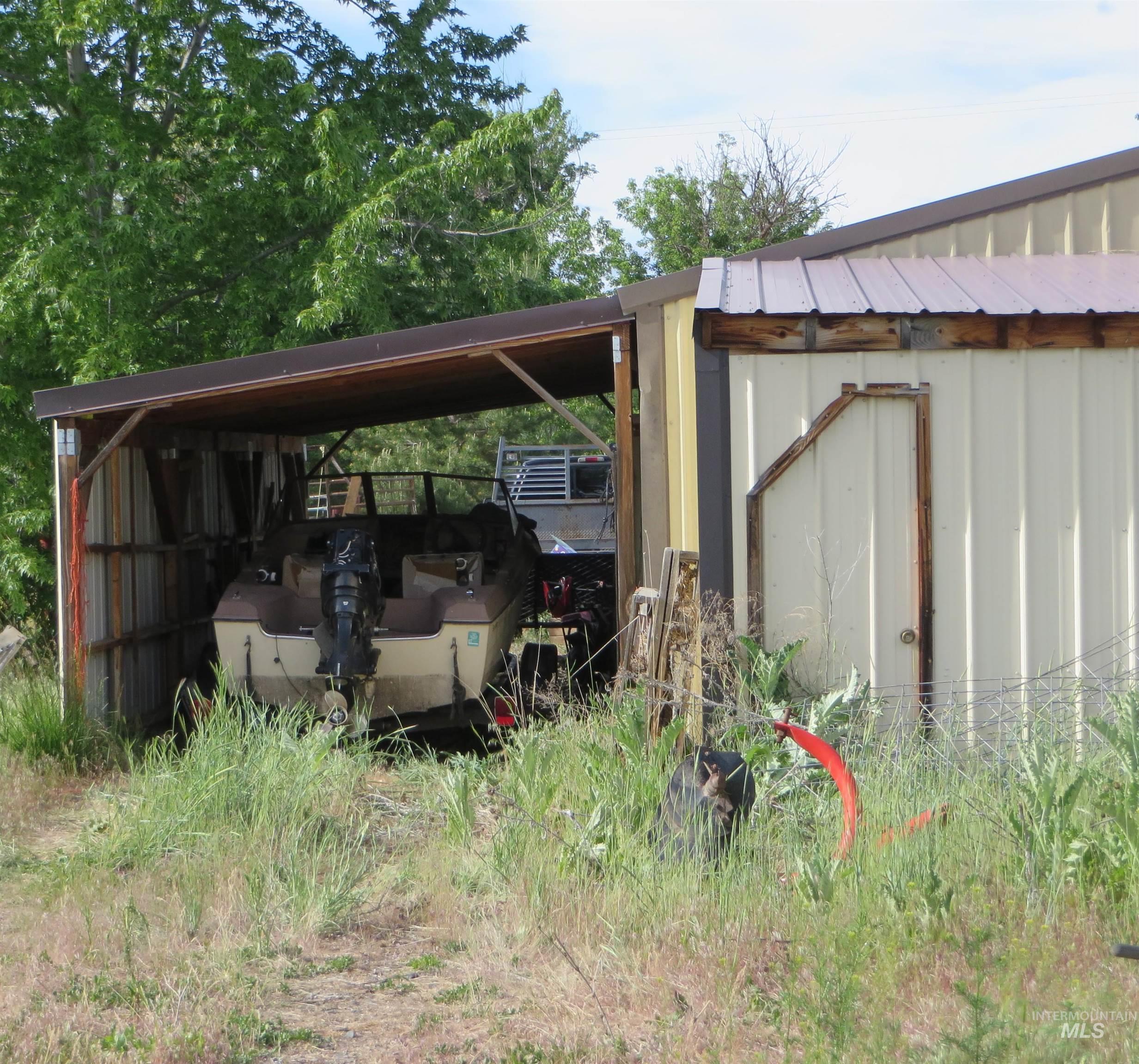 937 Indianhead Road Property Photo 32