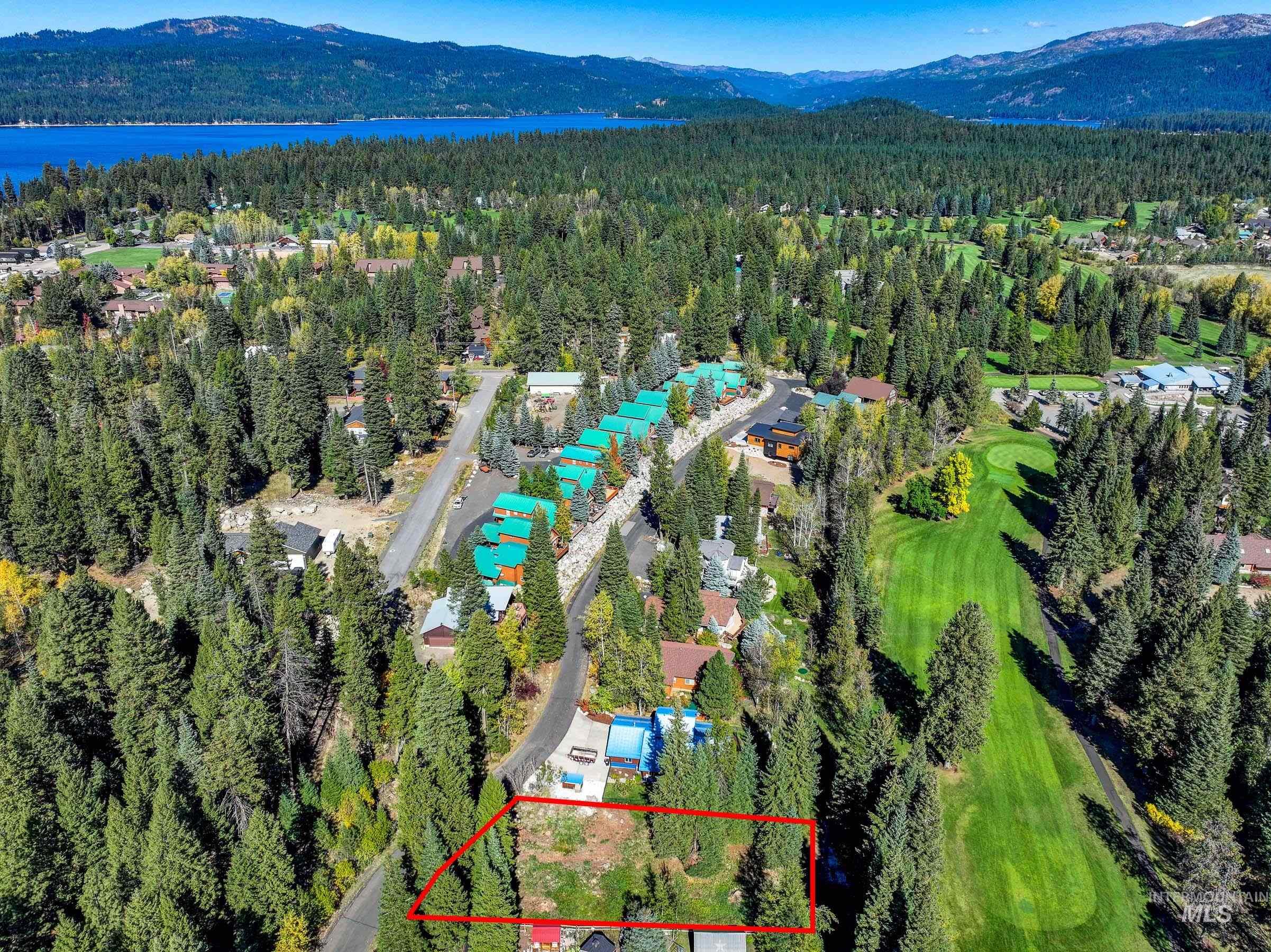 1365 Divot Lane Property Photo 2