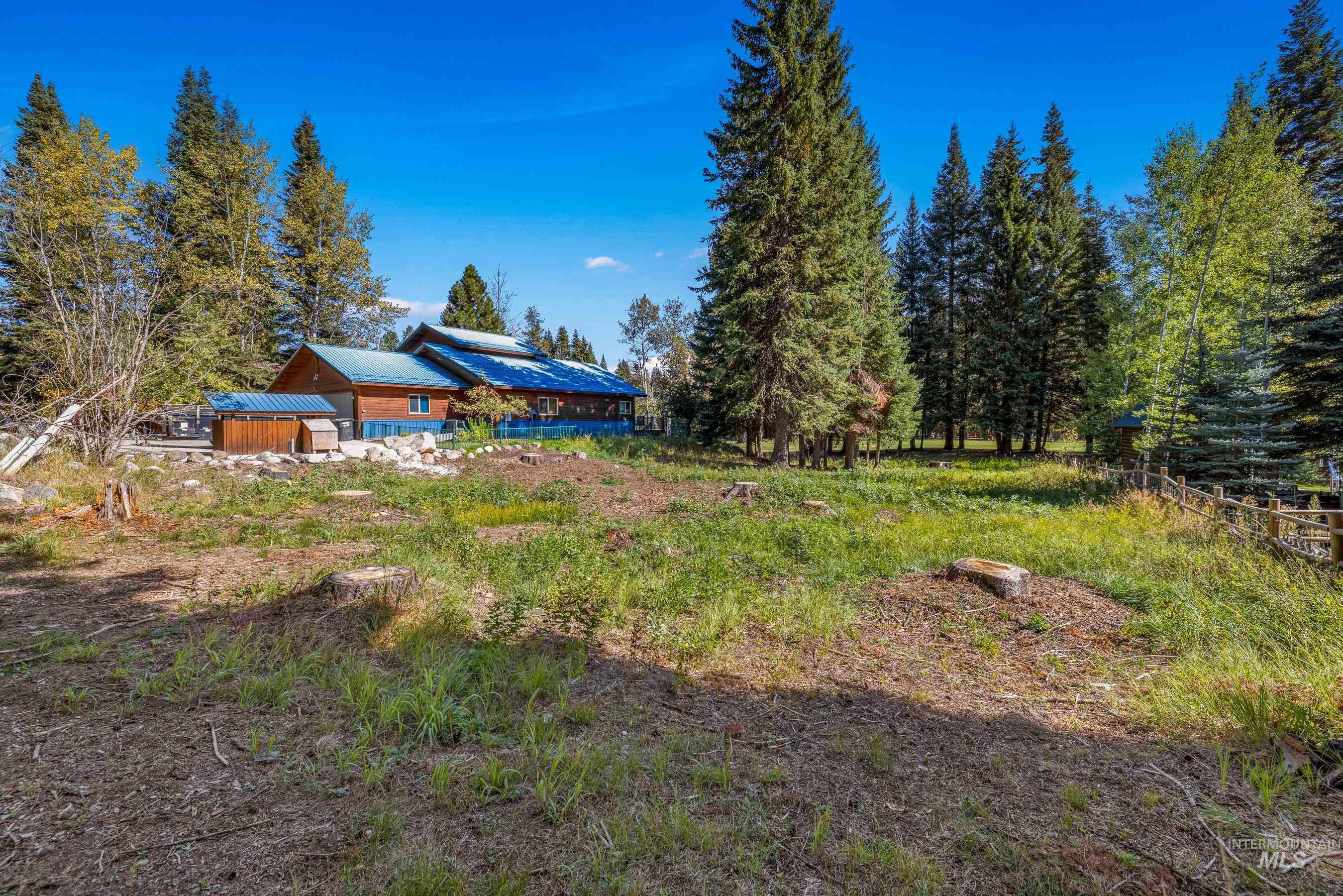 1365 Divot Lane Property Photo 10