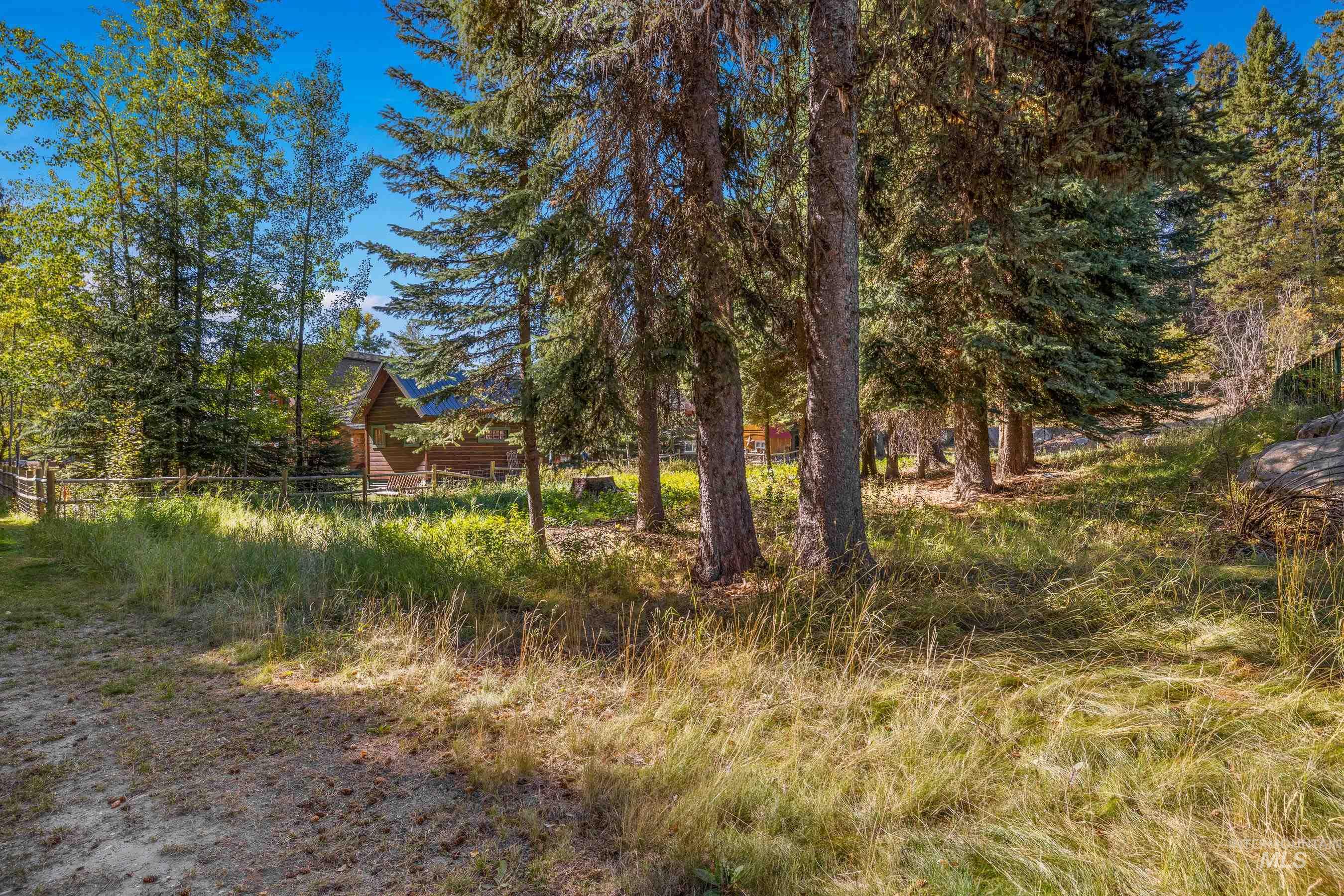 1365 Divot Lane Property Photo 15