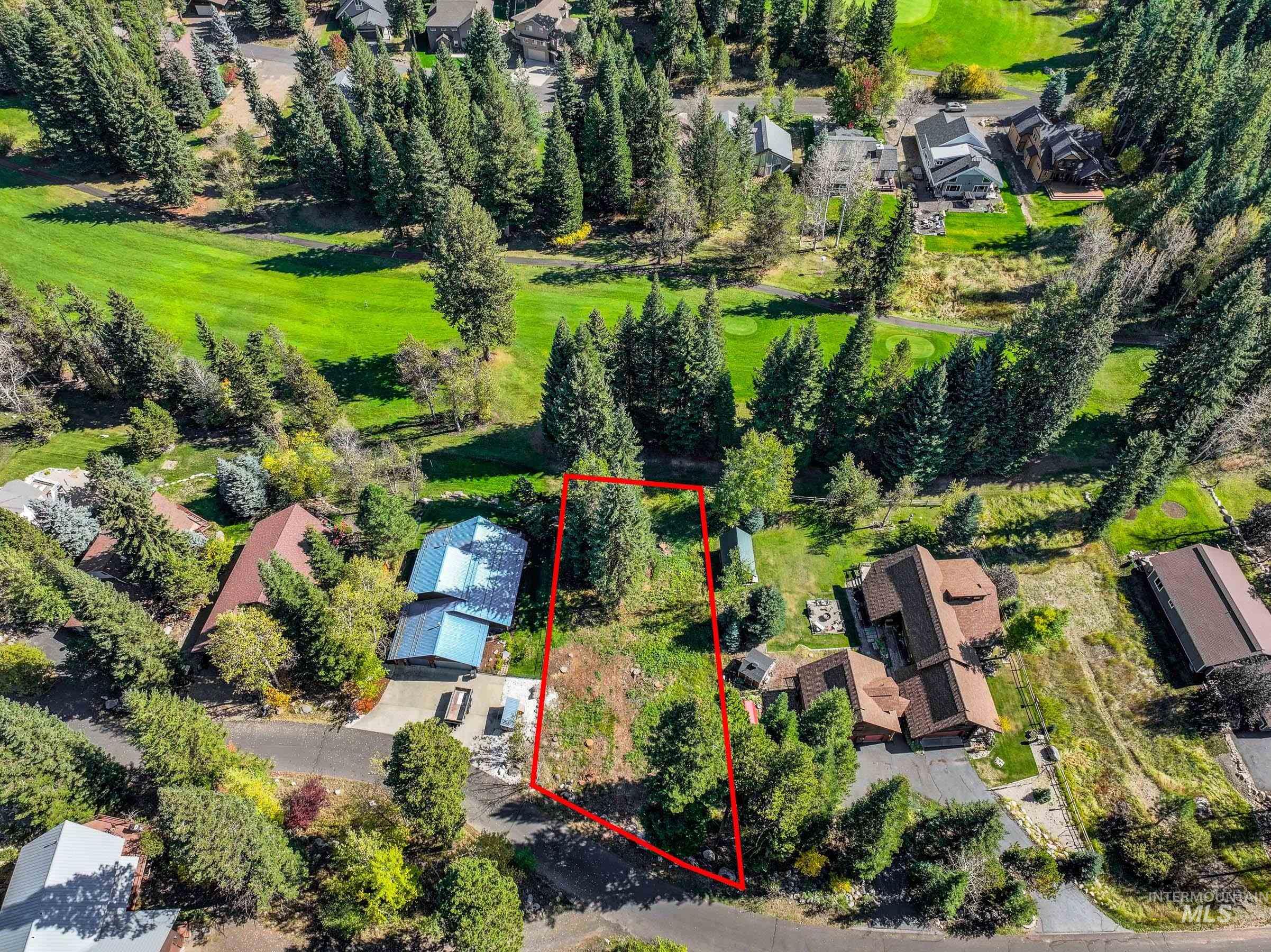 1365 Divot Lane Property Photo 18