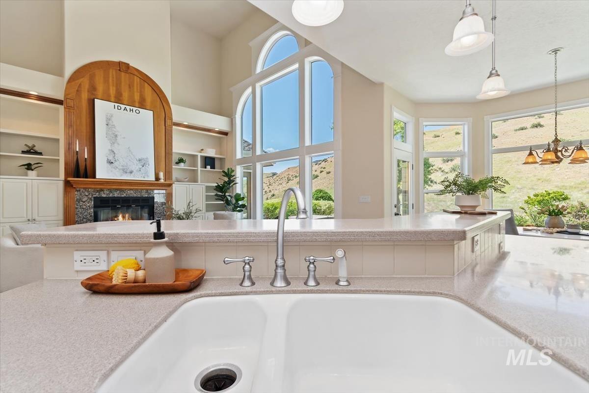 3181 S Millspur Way Property Photo 15