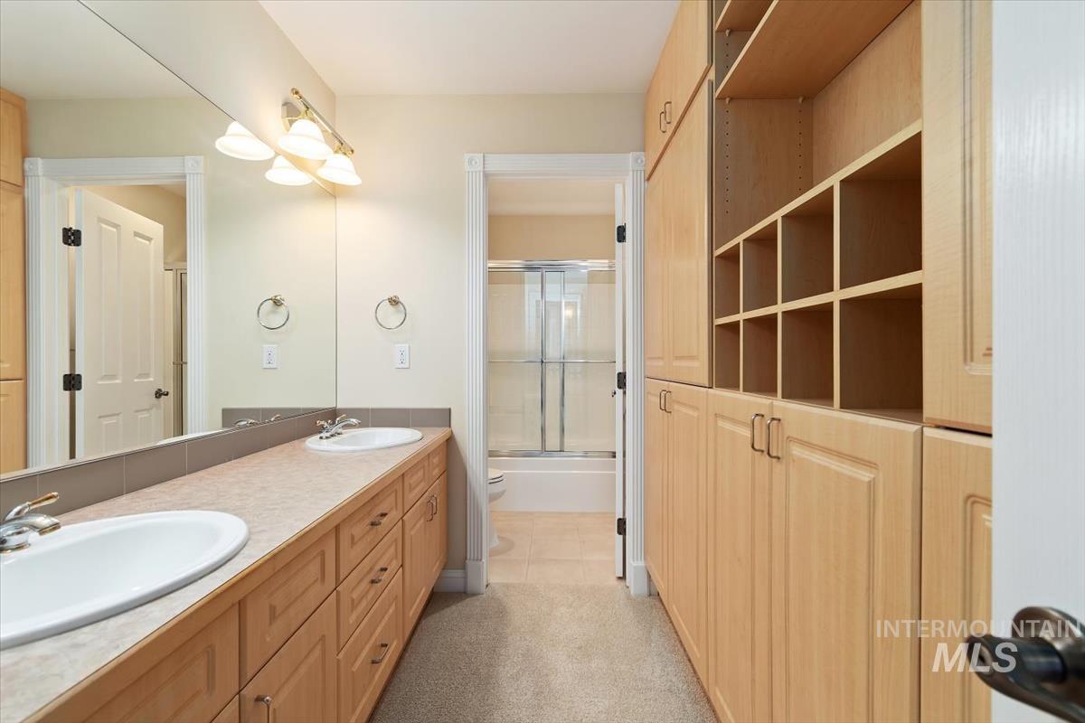 3181 S Millspur Way Property Photo 22