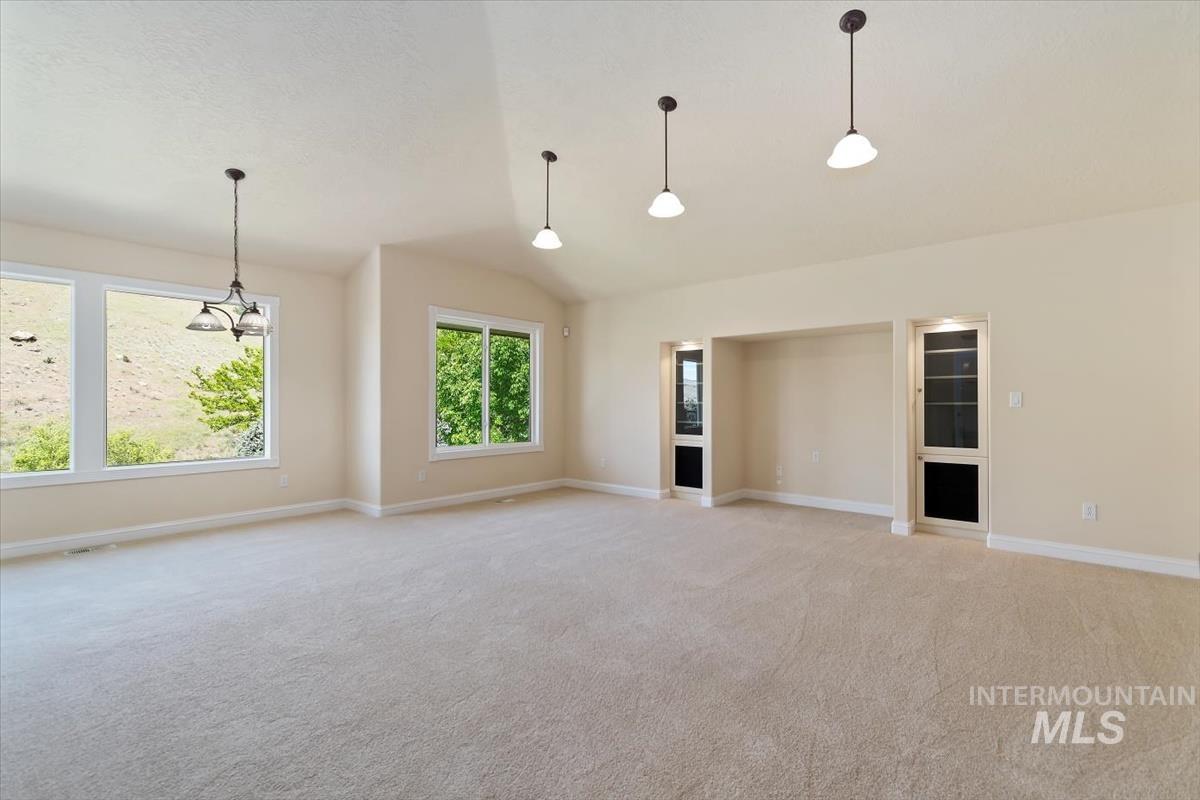 3181 S Millspur Way Property Photo 23