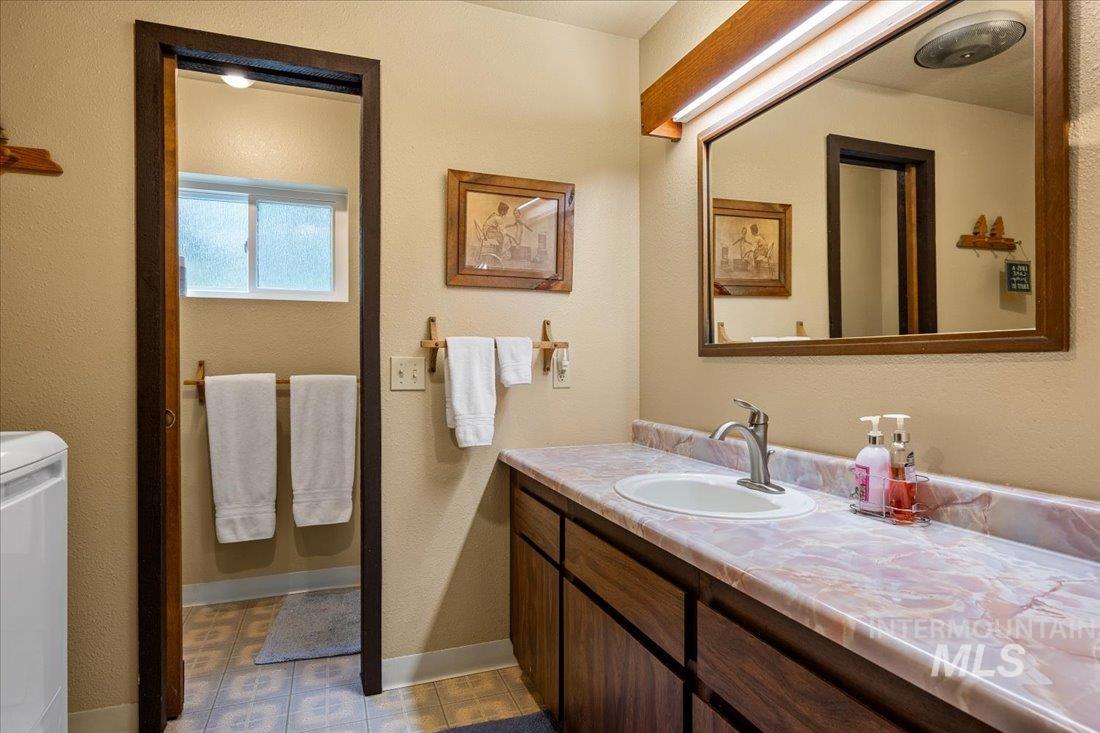 108 Panorama Drive Property Photo 8