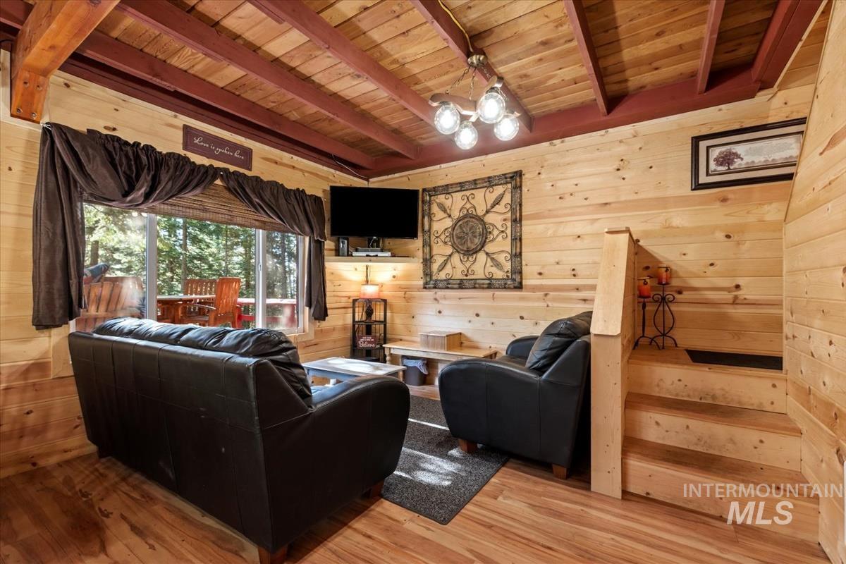 1589 Bear Trail Lp Property Photo 5