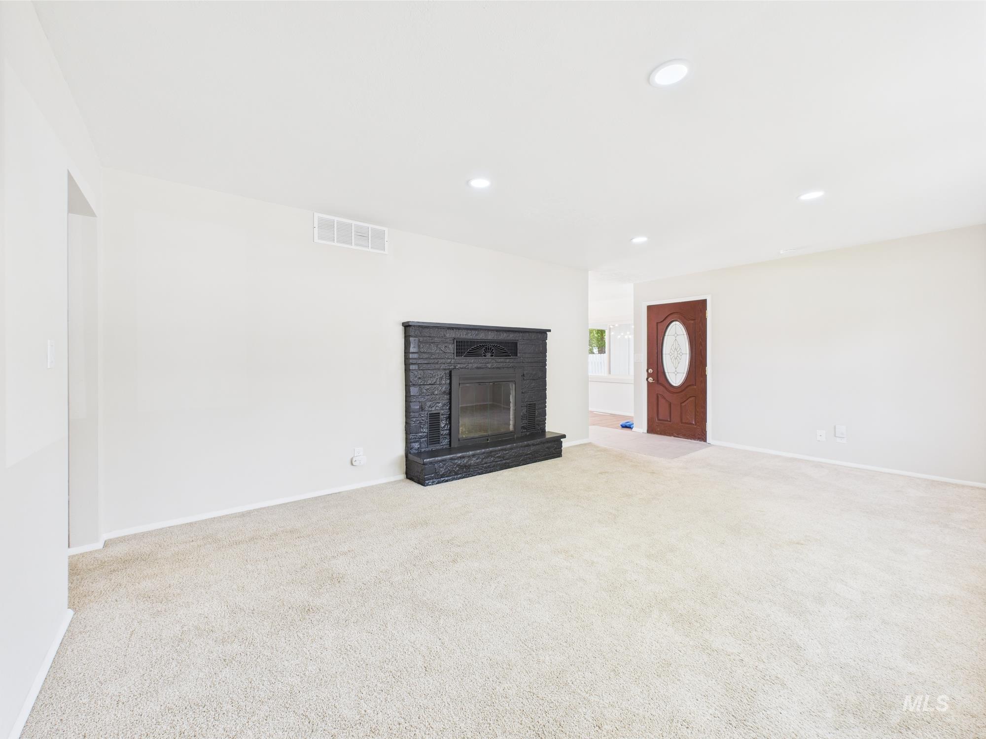 810 Terry Dr Property Photo 14