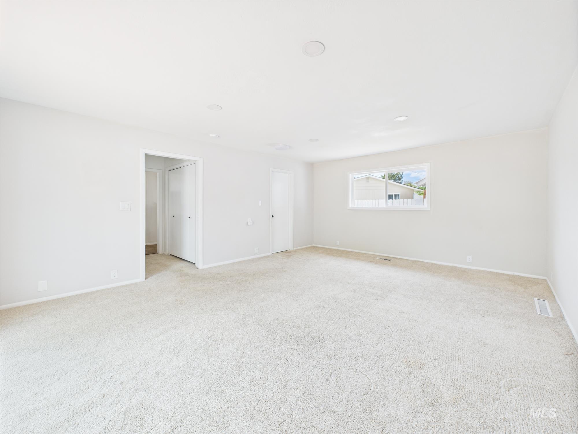 810 Terry Dr Property Photo 23