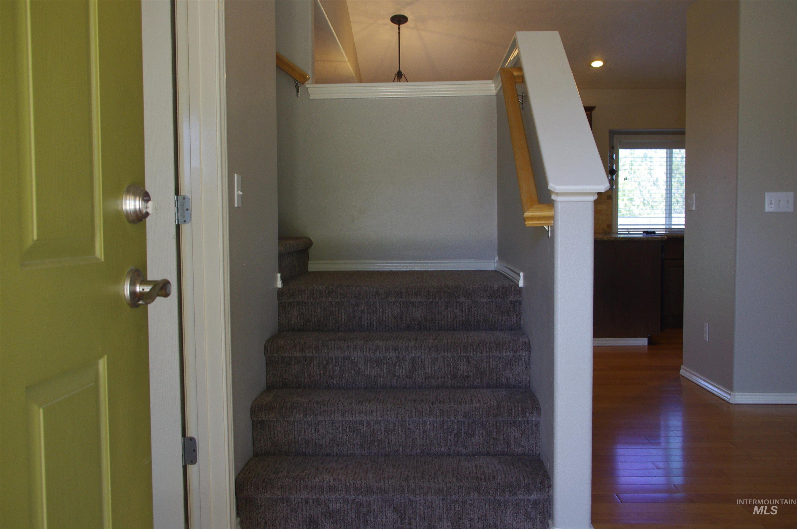 1009 S New Summer Property Photo 17