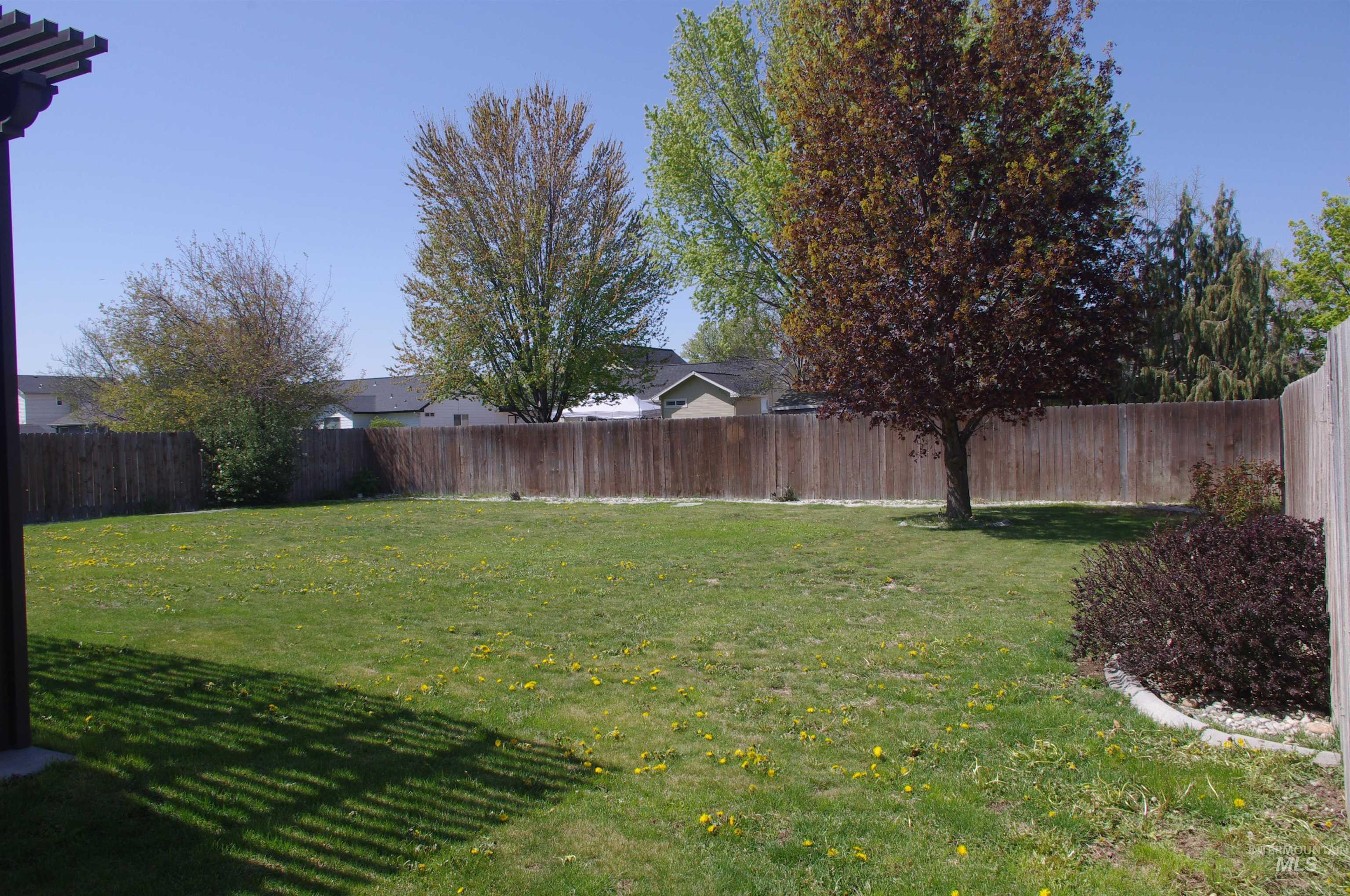 1009 S New Summer Property Photo 33