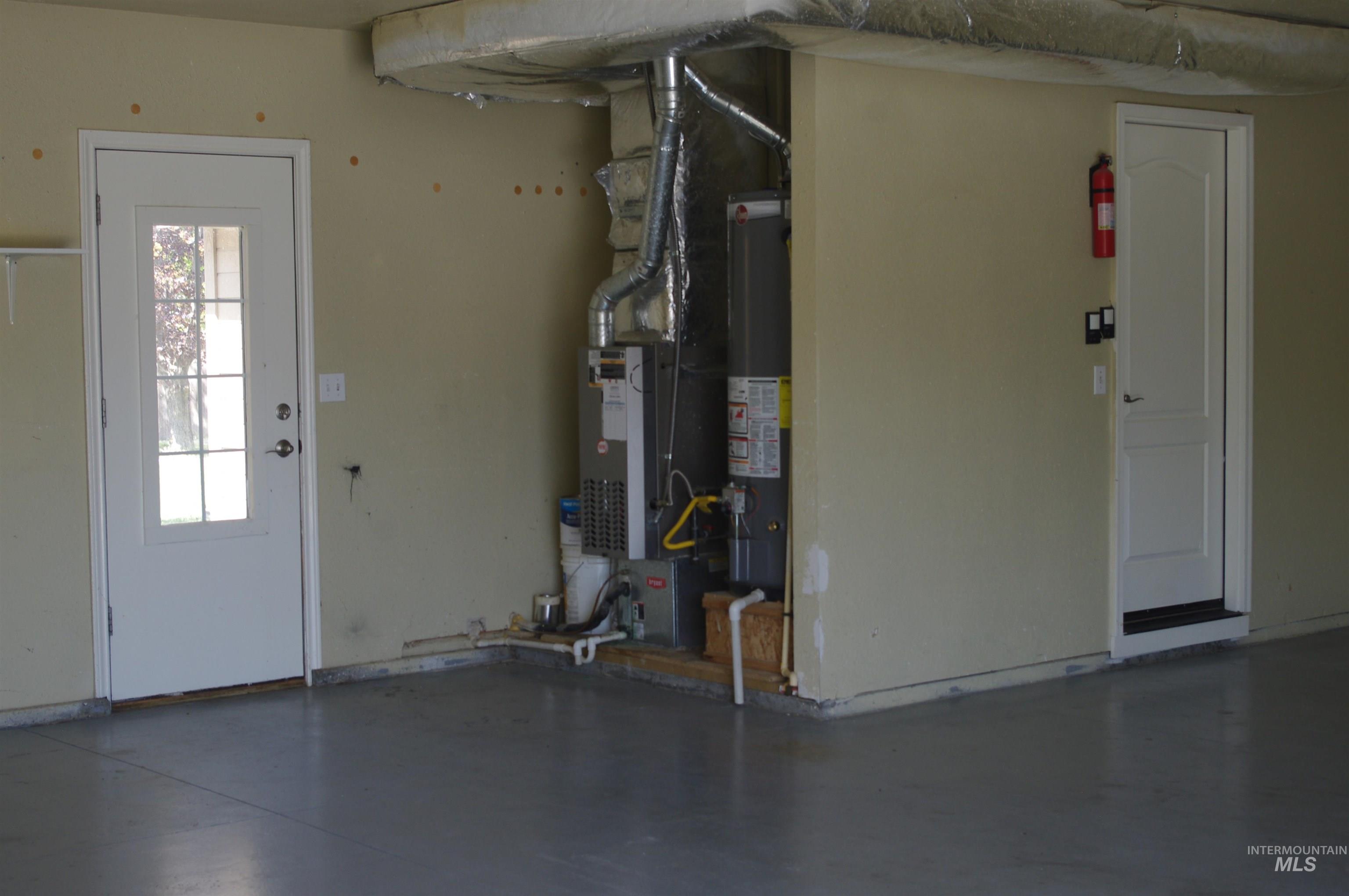 1009 S New Summer Property Photo 39