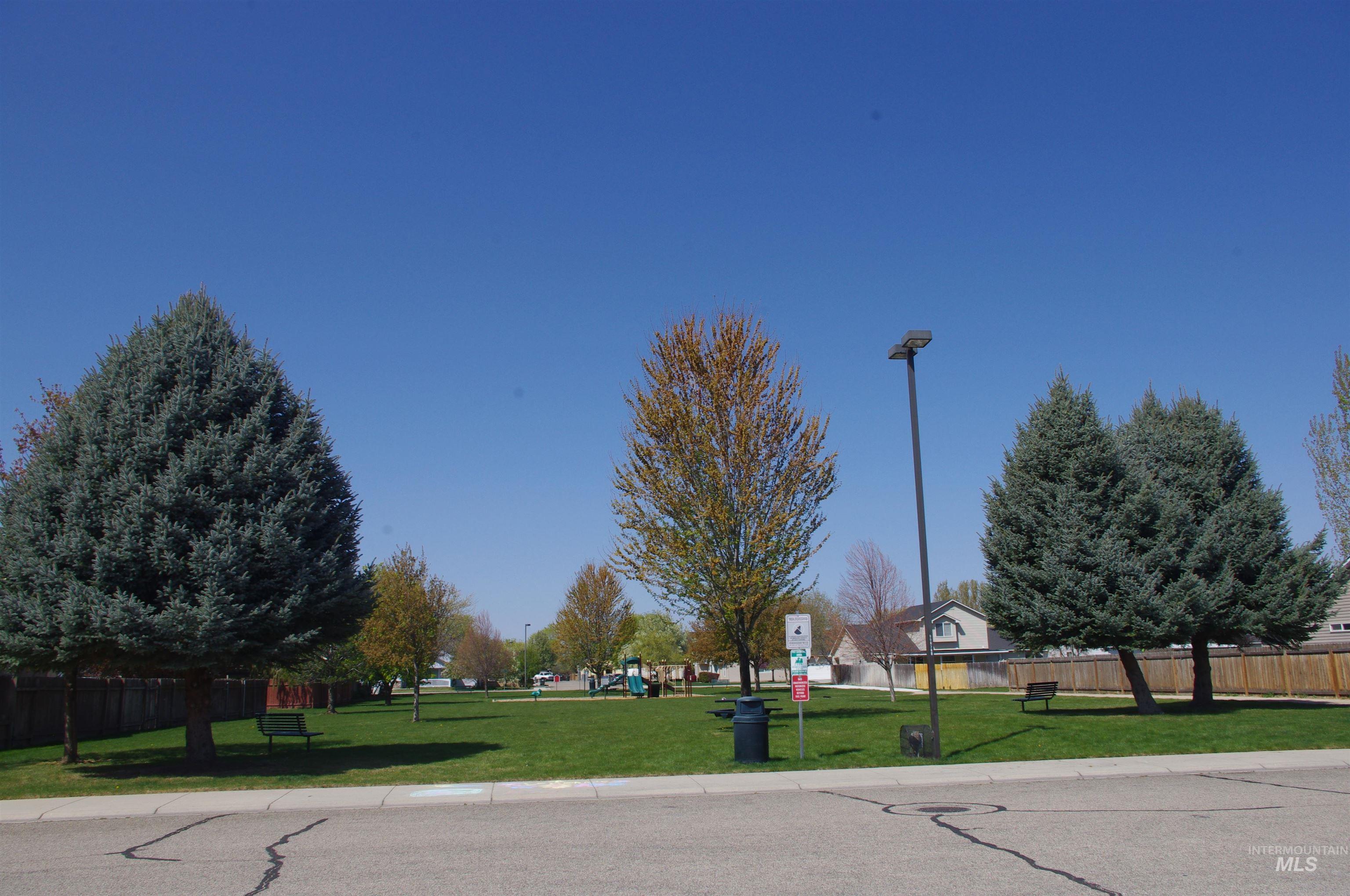 1009 S New Summer Property Photo 42