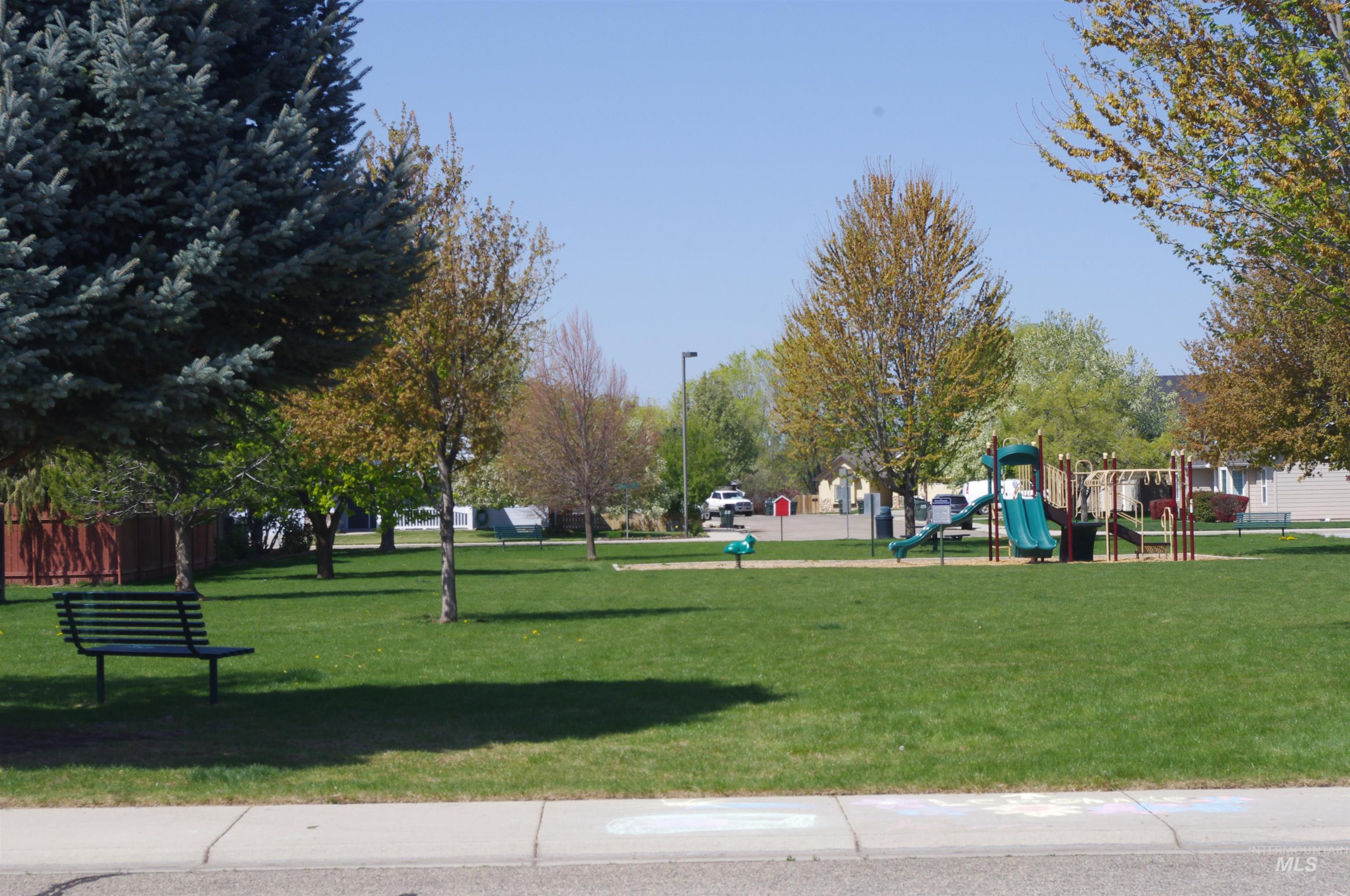 1009 S New Summer Property Photo 43