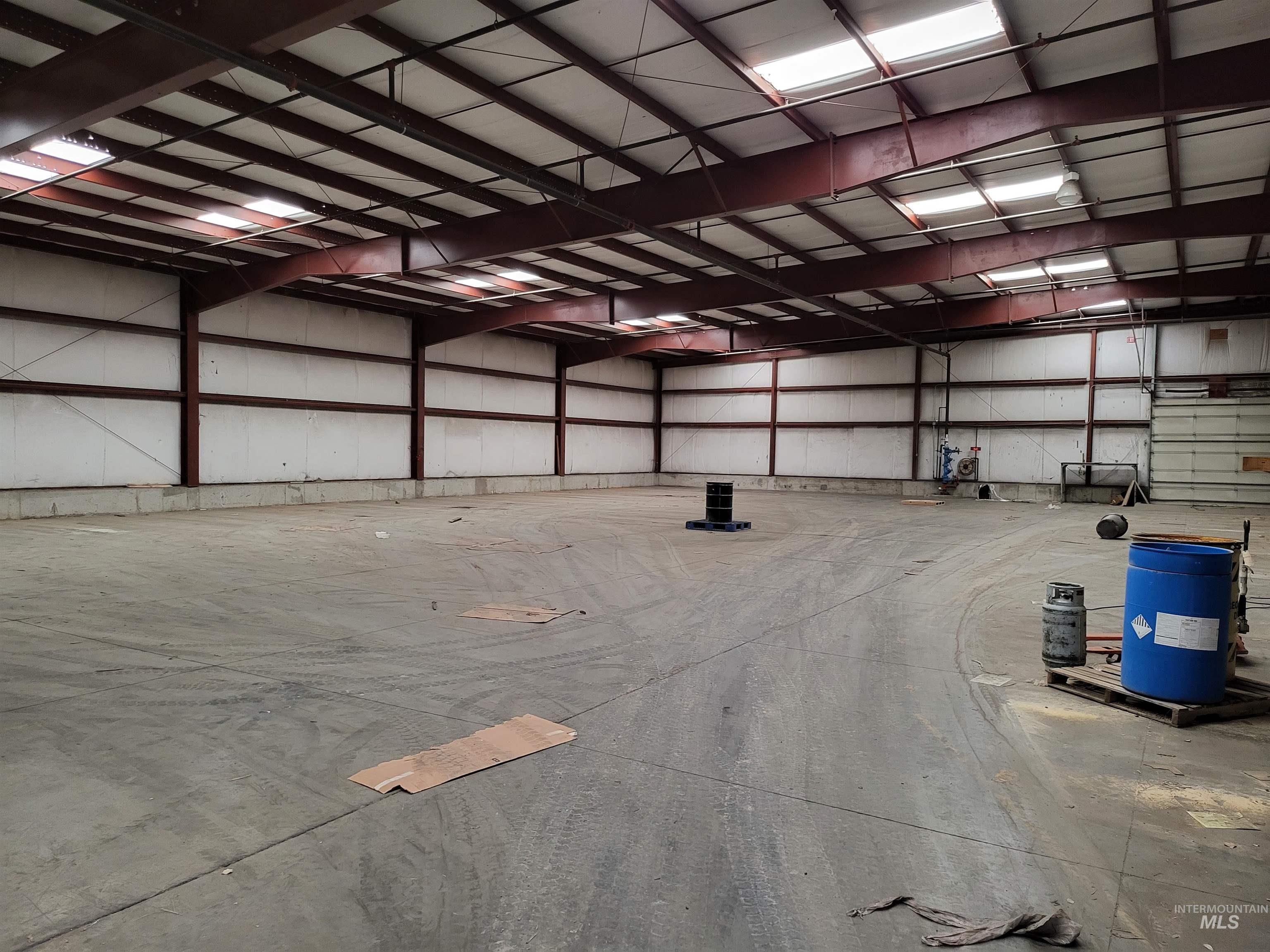 568 Grange Lane Property Photo 5