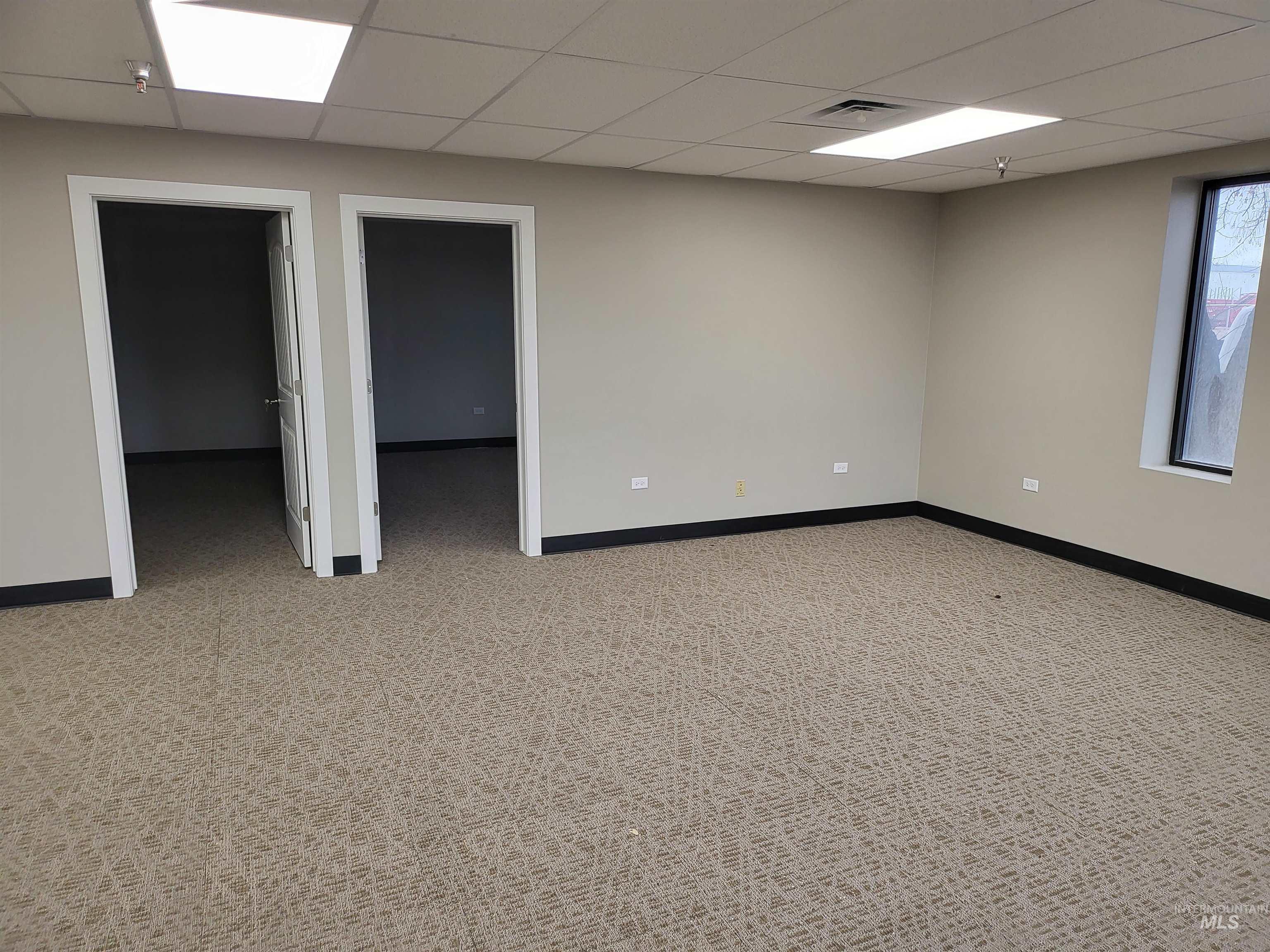 568 Grange Lane Property Photo 10