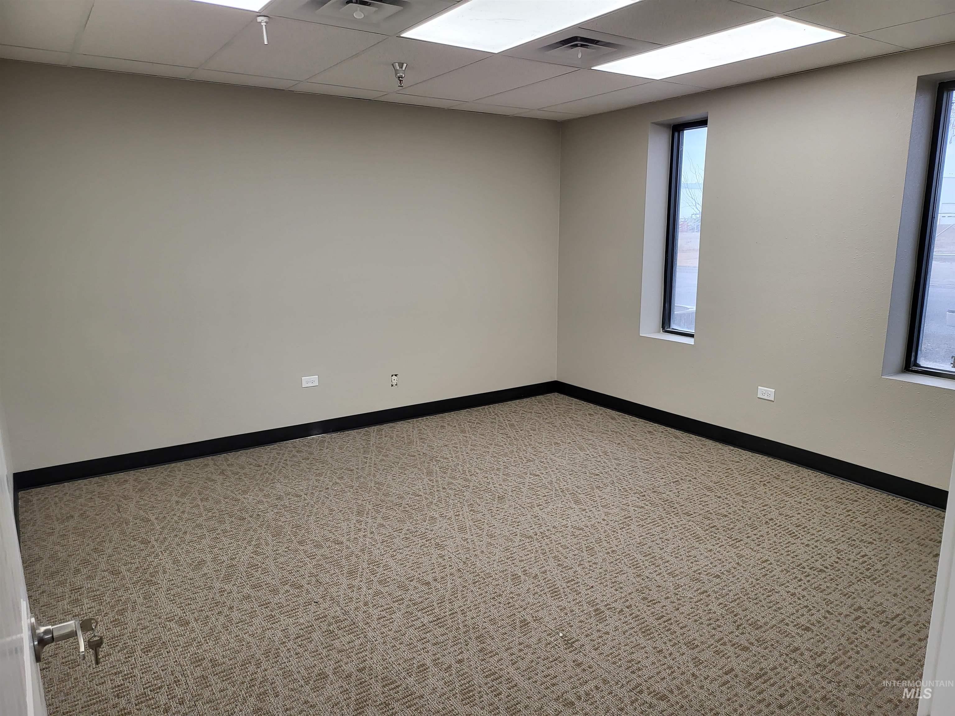 568 Grange Lane Property Photo 11