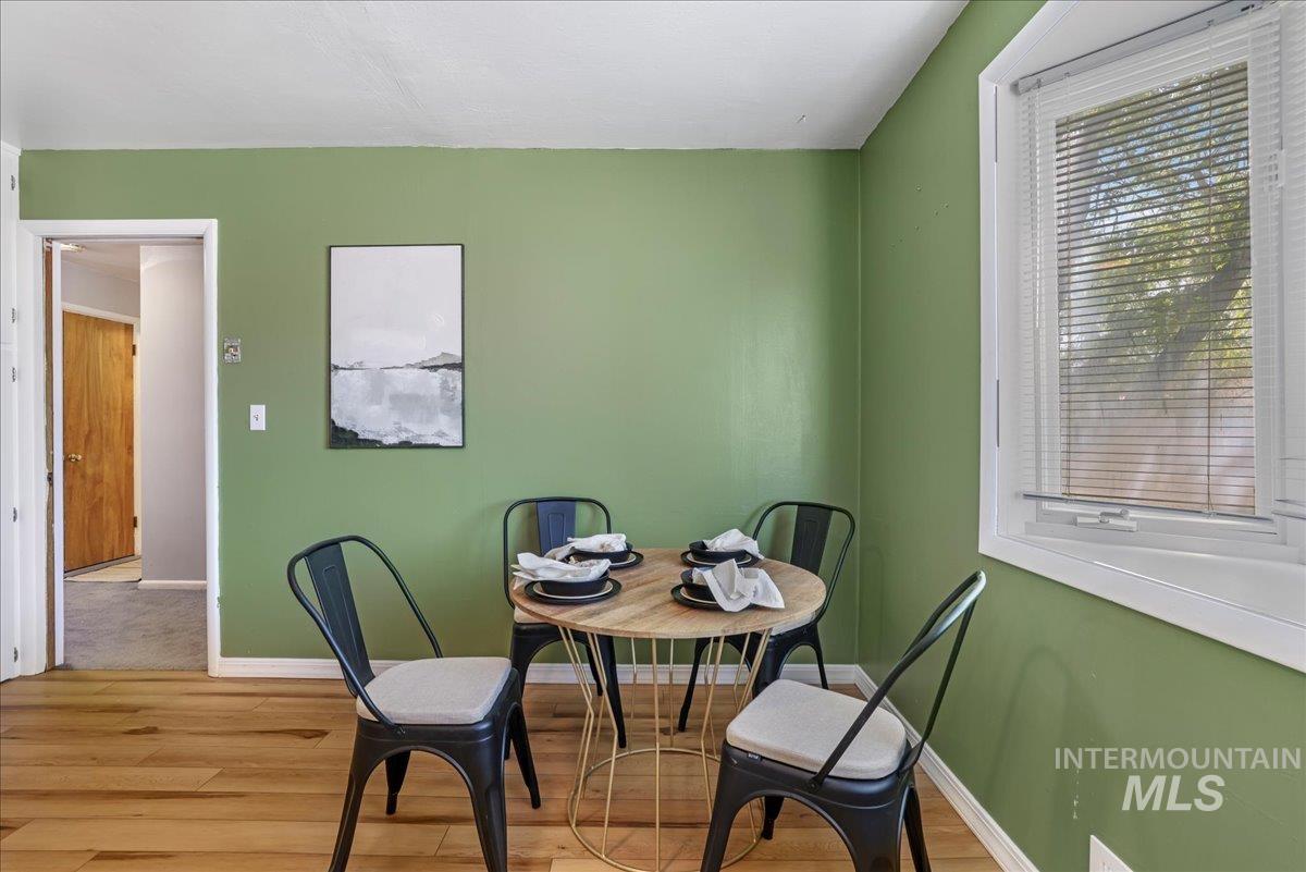 186 Borah Ave W Property Photo 16
