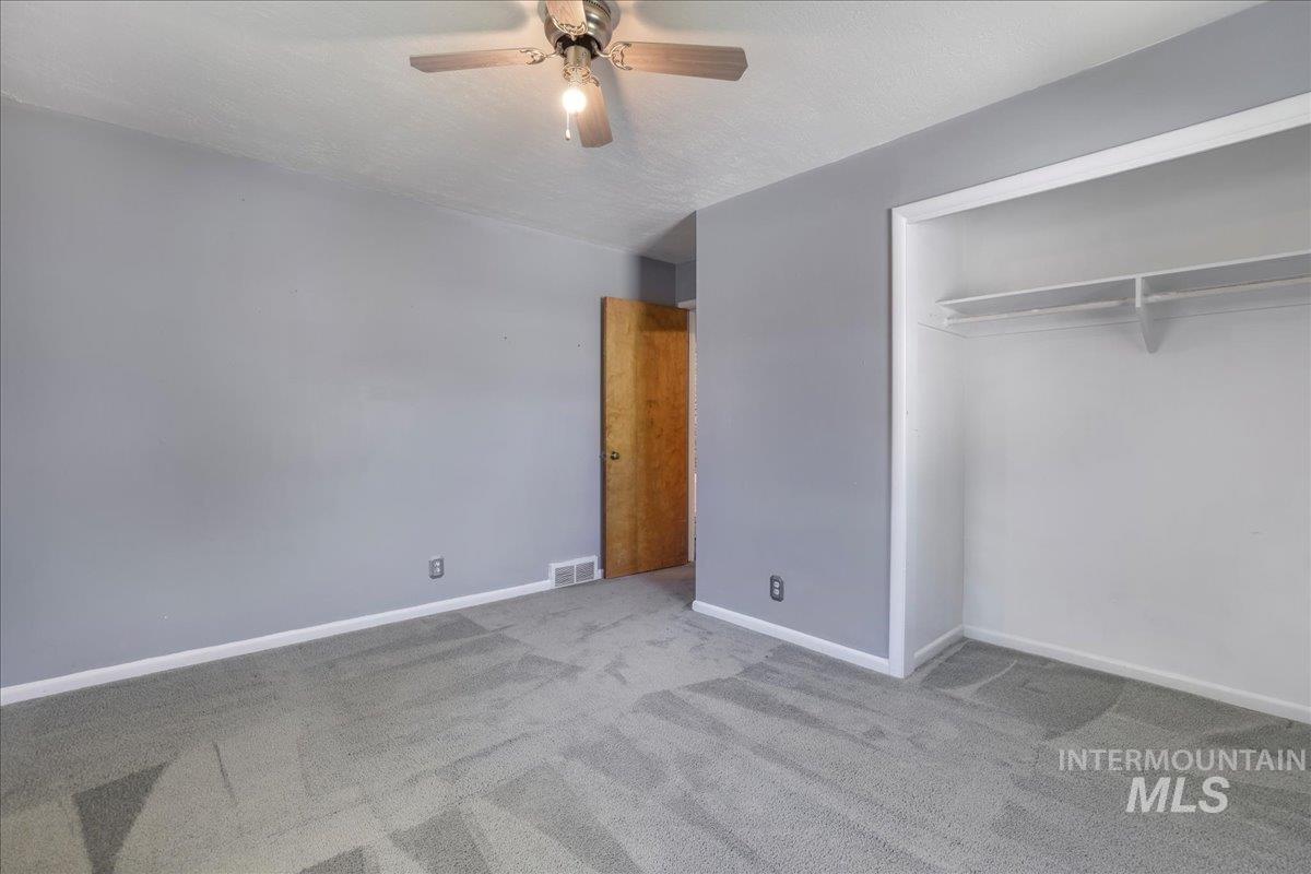 186 Borah Ave W Property Photo 19