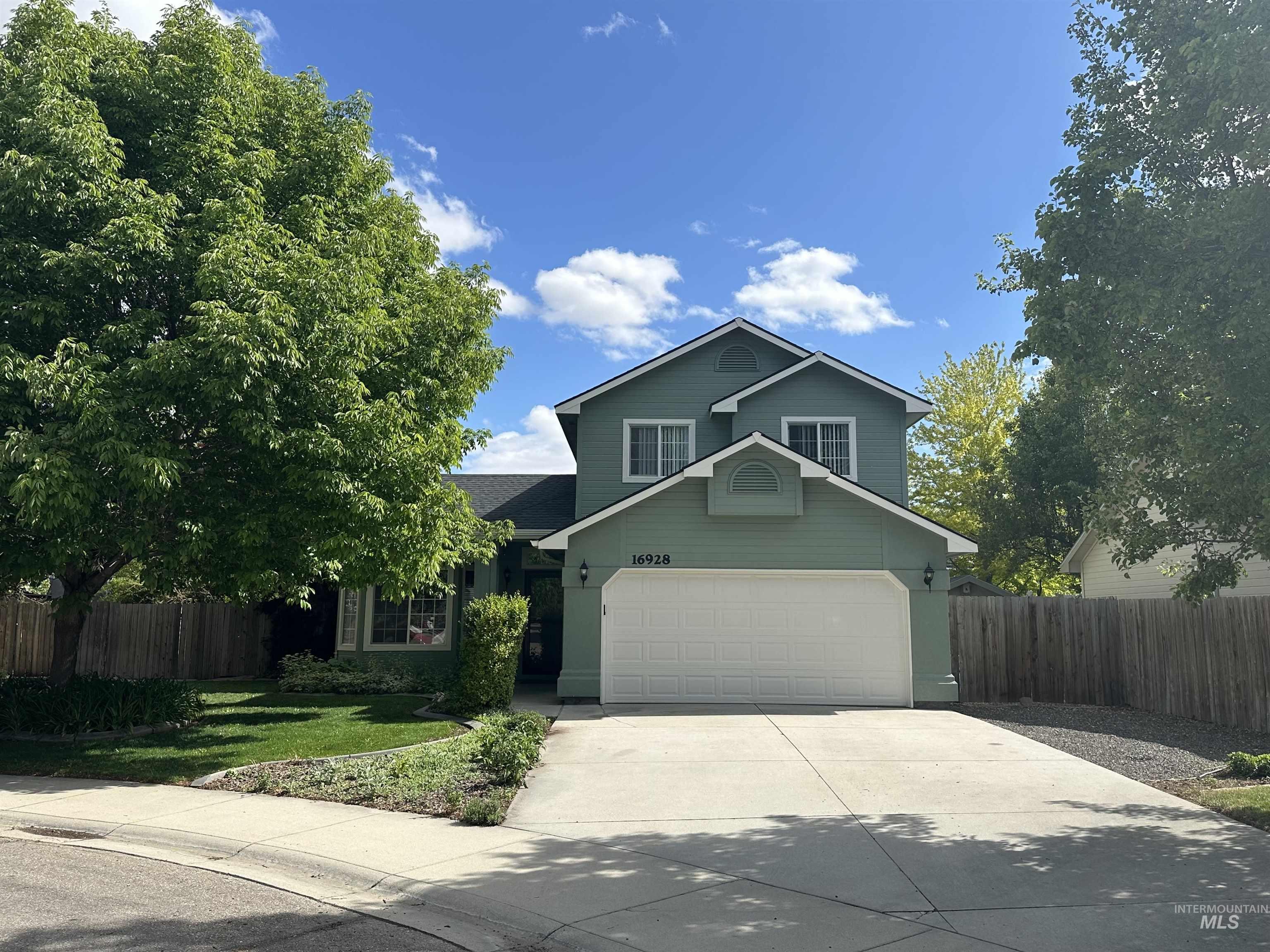 16928 N Chelford Loop Property Photo 1