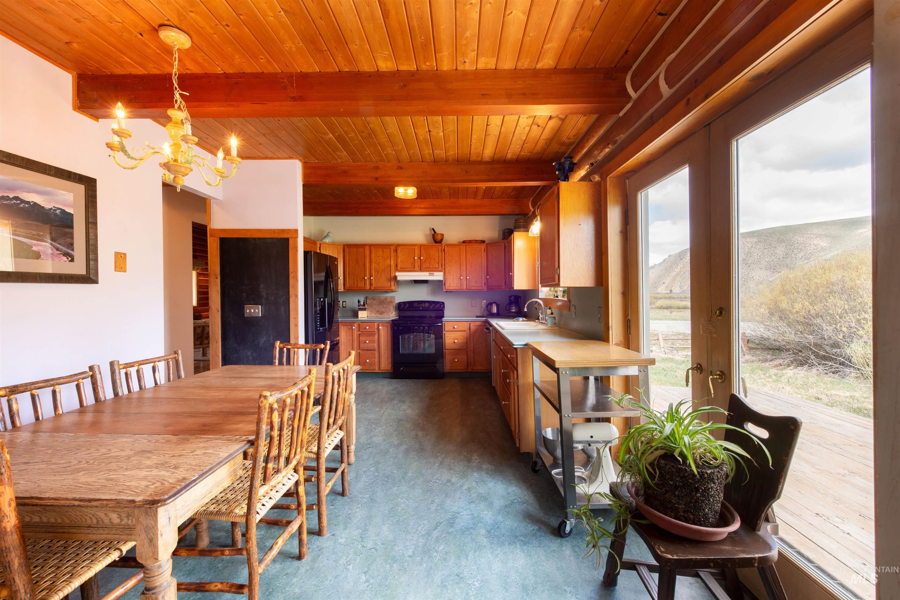 130 Valley Creek Road Property Photo 14
