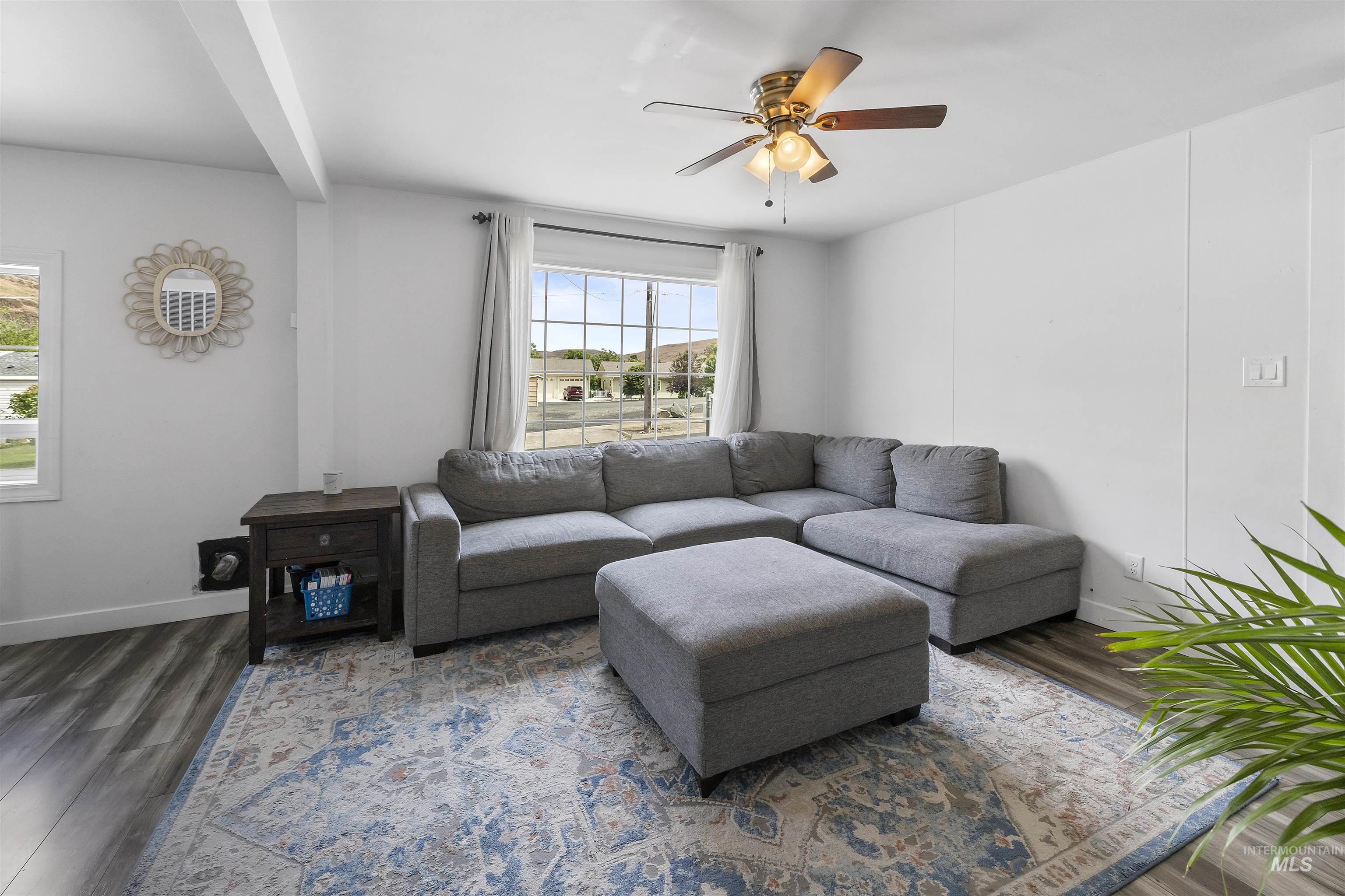 105 Meador Street Property Photo 6