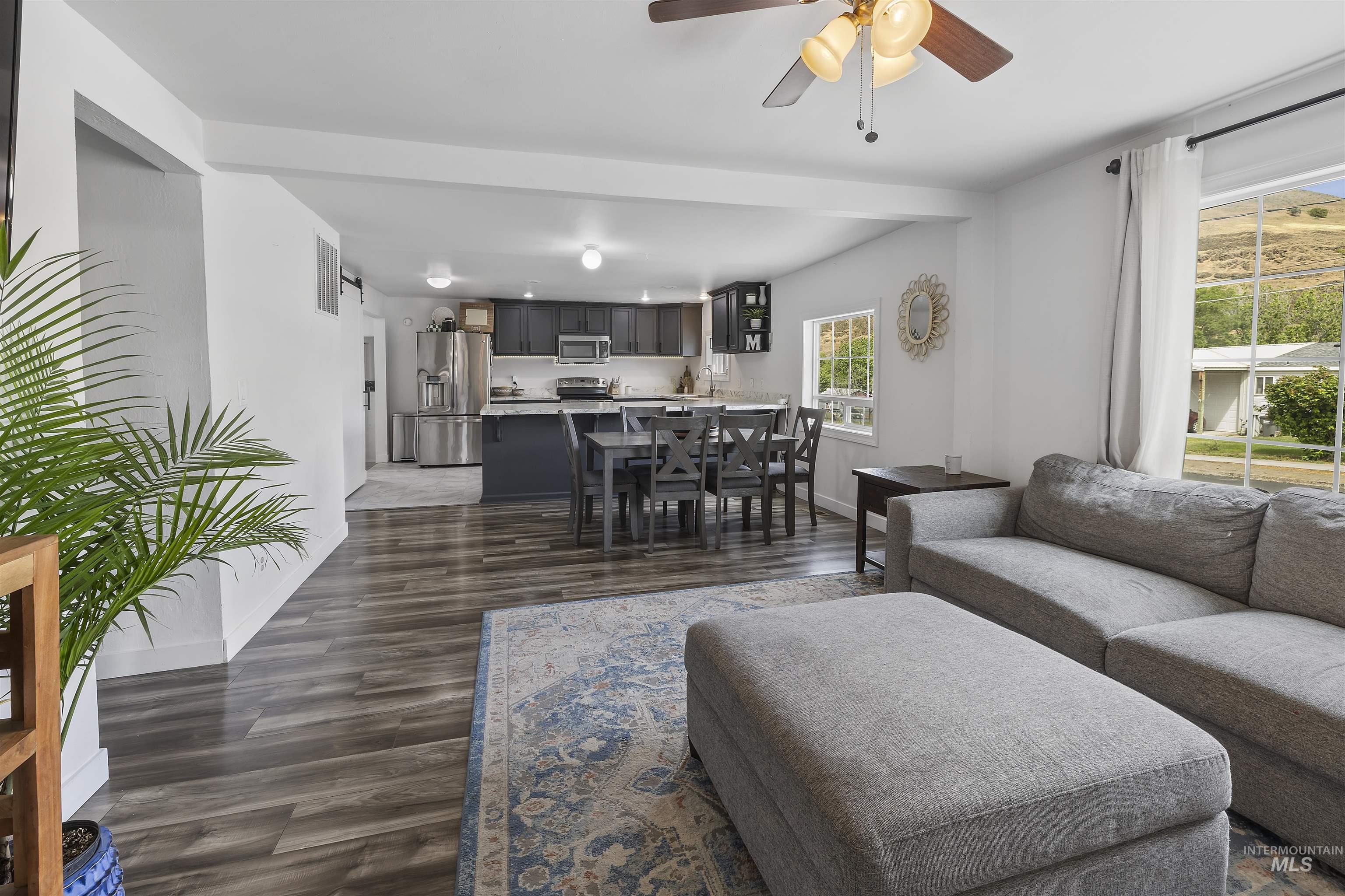 105 Meador Street Property Photo 7