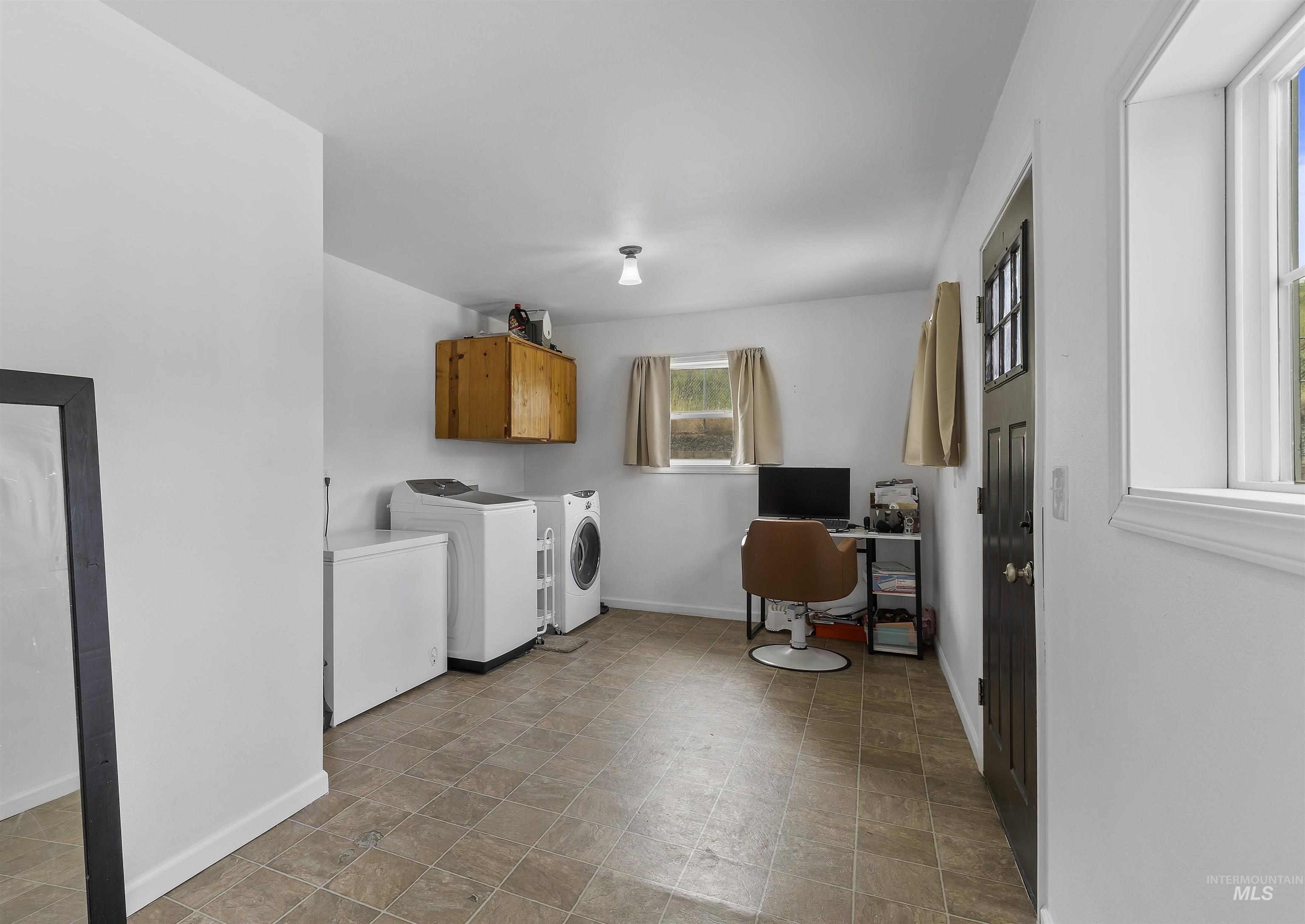 105 Meador Street Property Photo 22