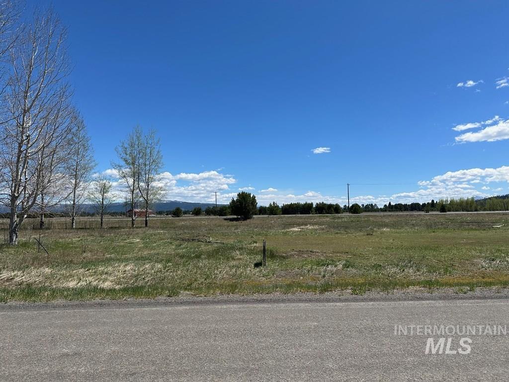 13116 Hawks Bay Road Property Photo 5