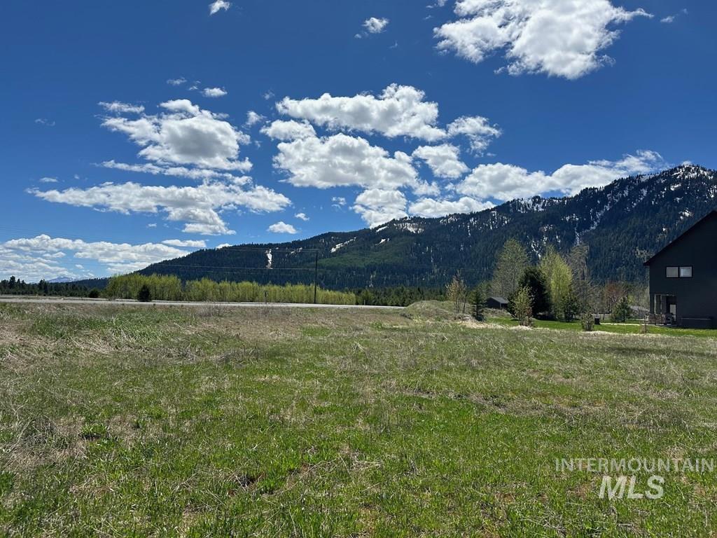 13116 Hawks Bay Road Property Photo 9