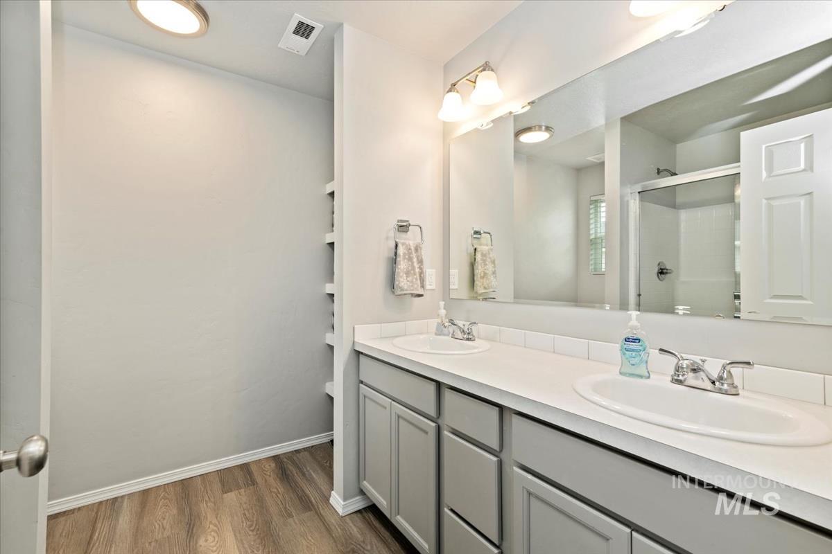 1820 E Celbridge St Property Photo 21