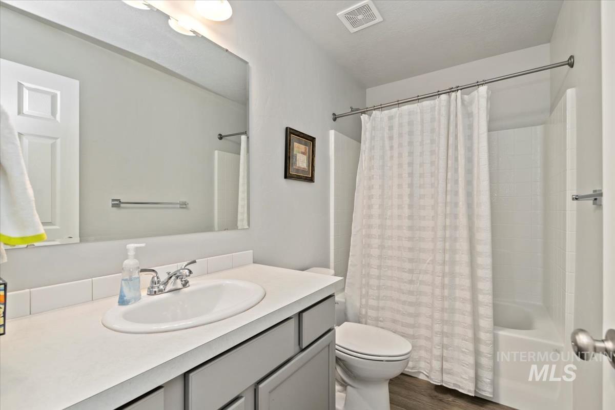 1820 E Celbridge St Property Photo 25