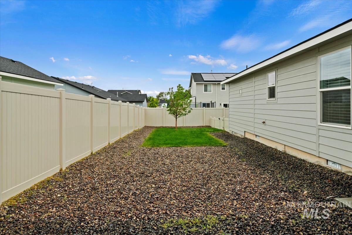 1820 E Celbridge St Property Photo 33