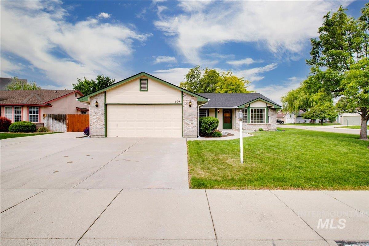 409 S Canvasback Ave Property Photo
