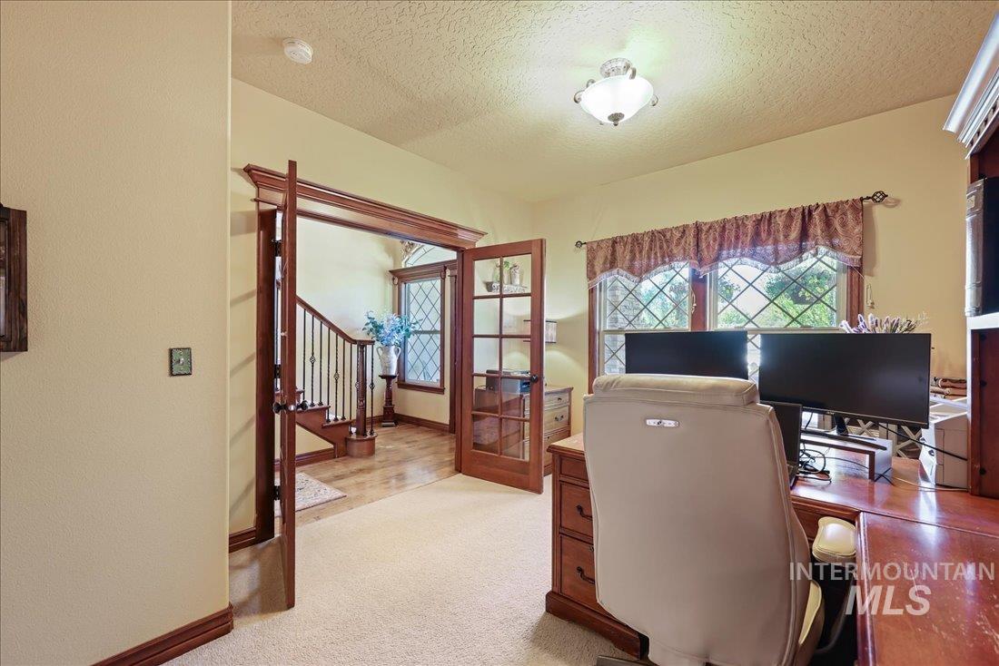 1404 Sandal Creek Property Photo 8