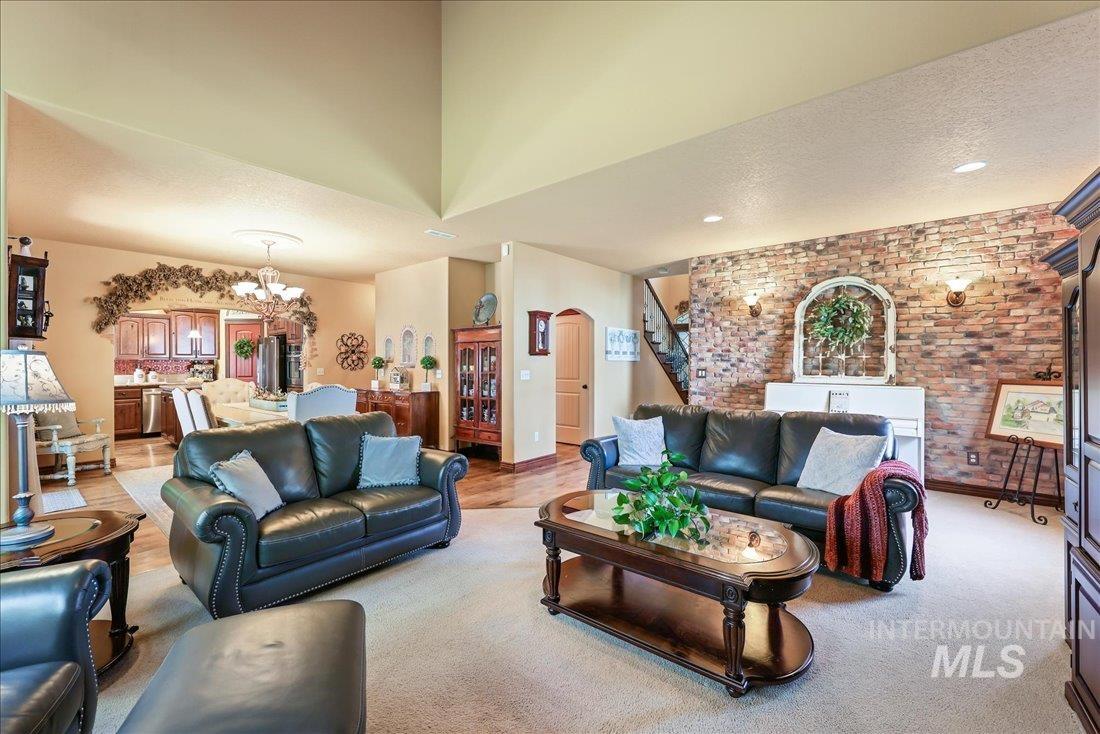 1404 Sandal Creek Property Photo 11