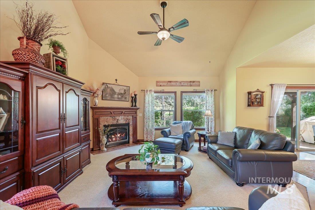 1404 Sandal Creek Property Photo 13