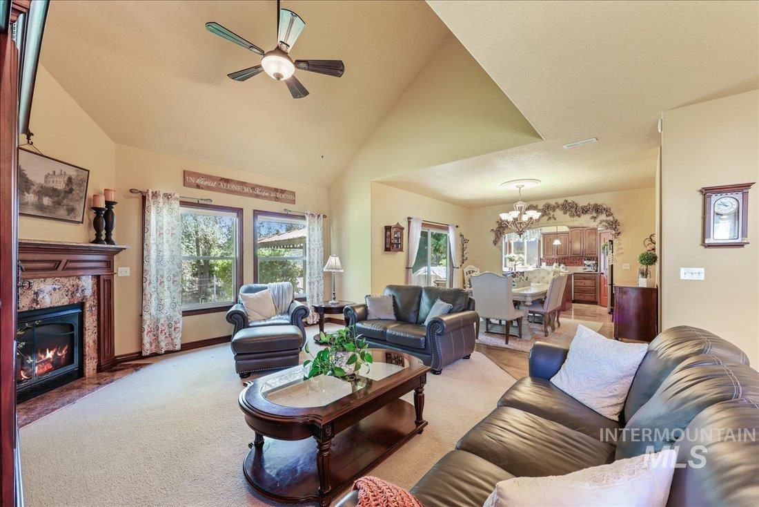 1404 Sandal Creek Property Photo 15